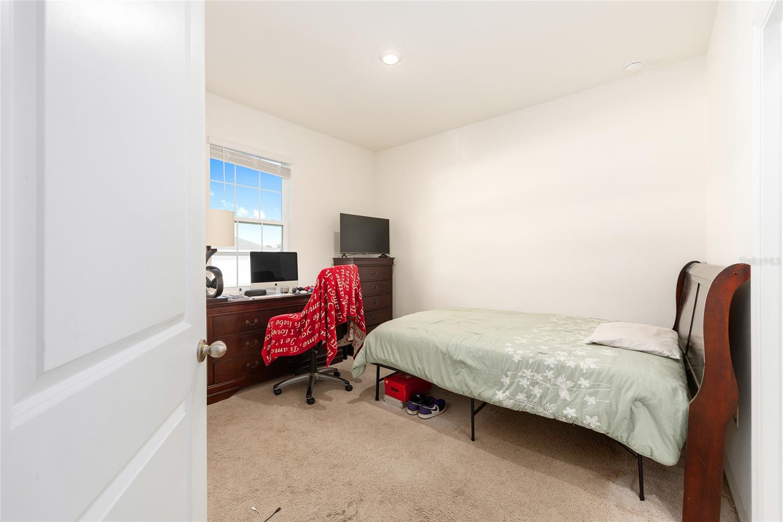 Image 31 of 40 For 8285 58th Avenue