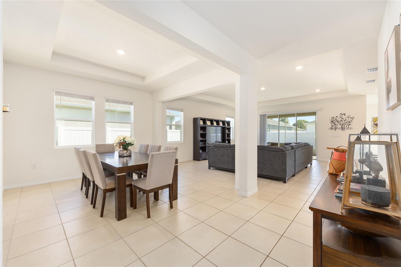 Image 6 of 40 For 8285 58th Avenue