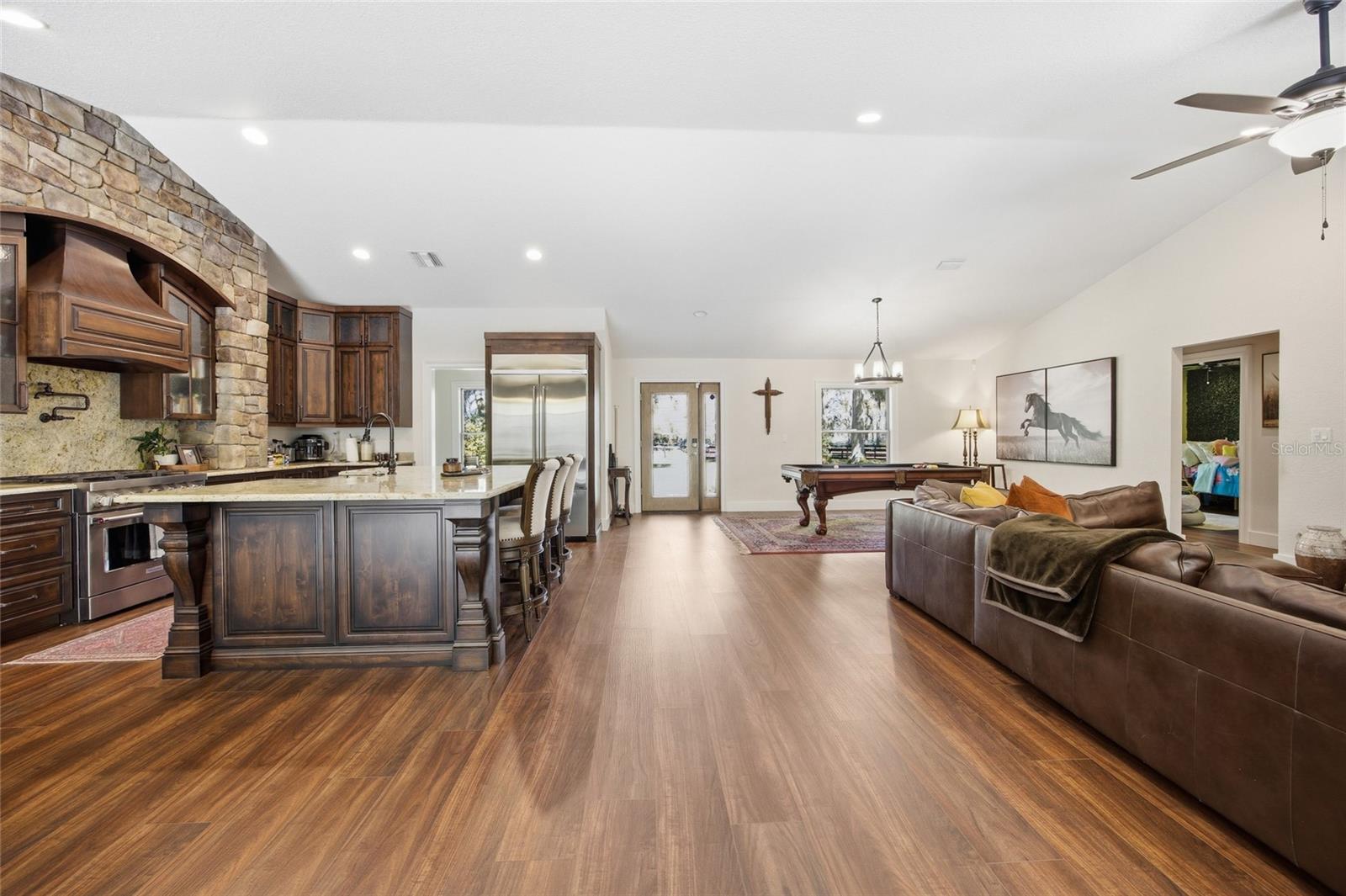 Image 18 of 65 For 3569 49th Terrace