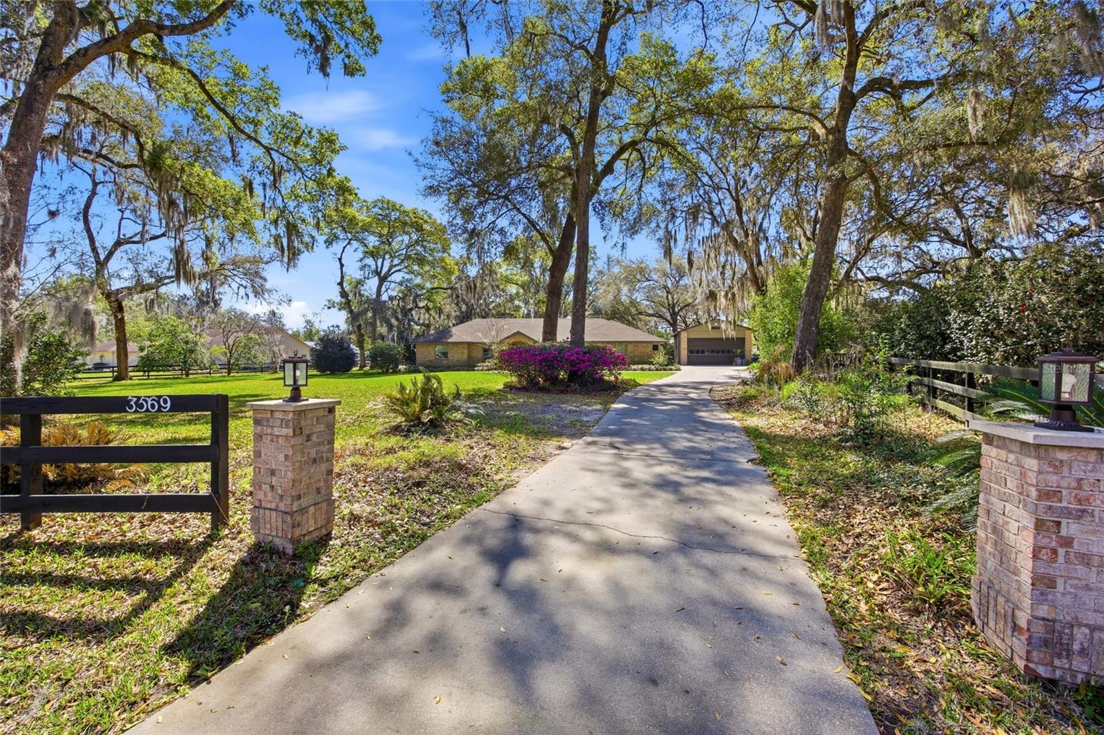 Image 7 of 65 For 3569 49th Terrace