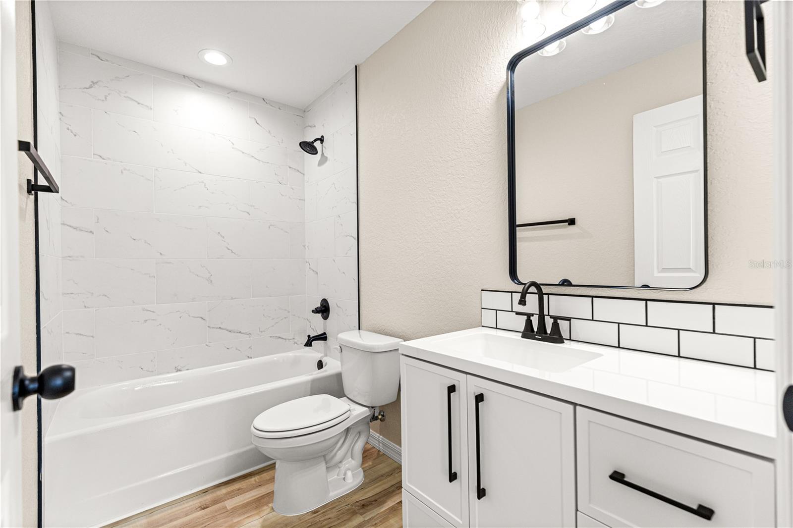 Image 22 of 37 For 10561 147th Place