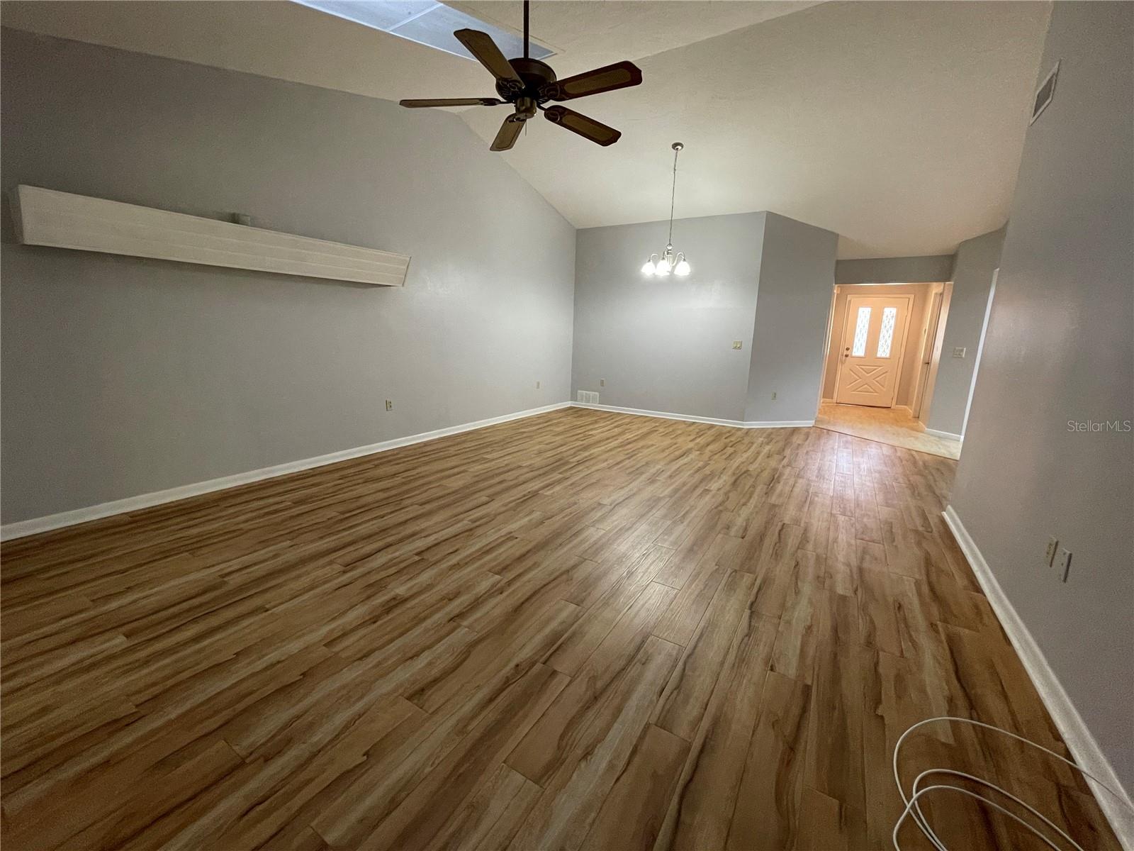 Image 5 of 16 For 3325 Belgrave Drive