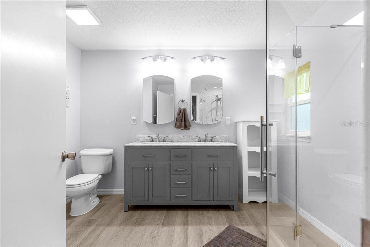 Image 21 of 67 For 6750 137th Place