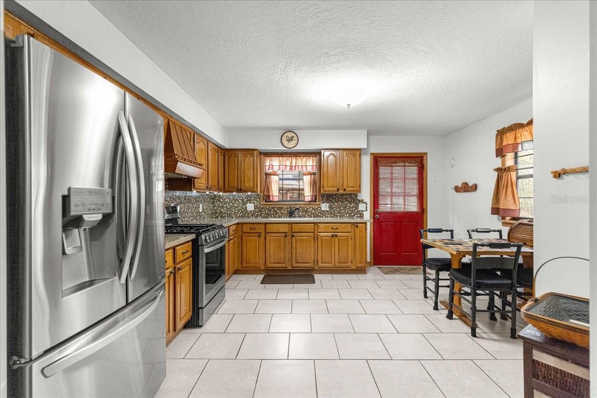 Image 7 of 67 For 6750 137th Place