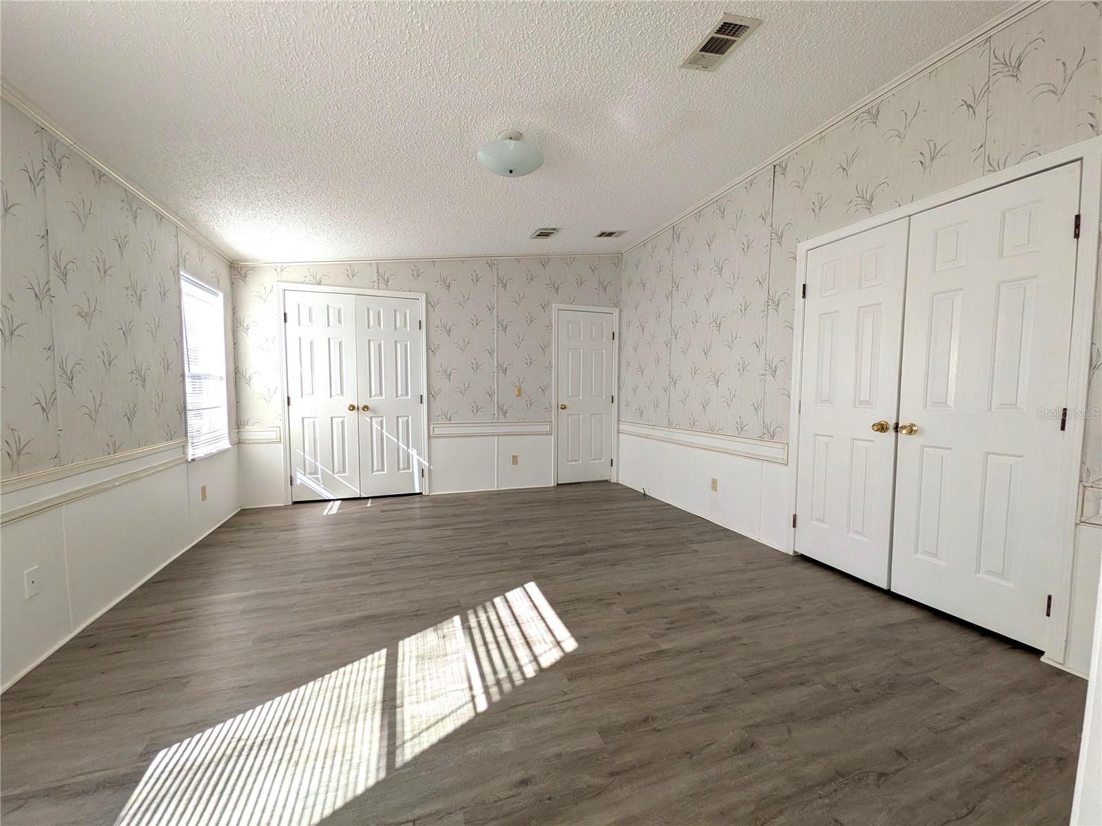 Image 23 of 36 For 7293 Sorrell Avenue