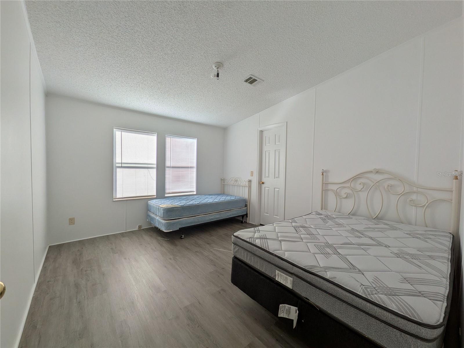 Image 26 of 36 For 7293 Sorrell Avenue