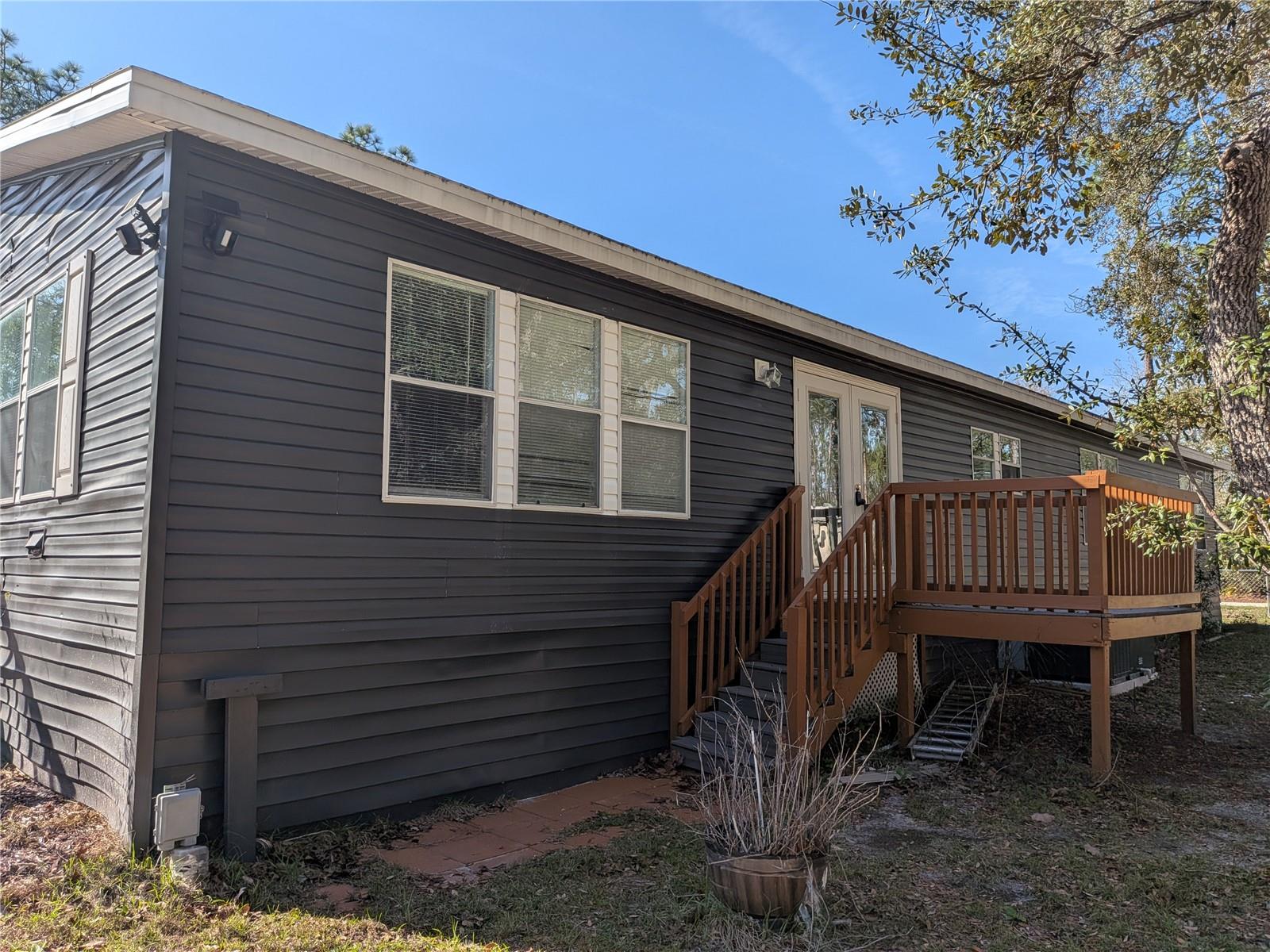 Image 5 of 36 For 7293 Sorrell Avenue