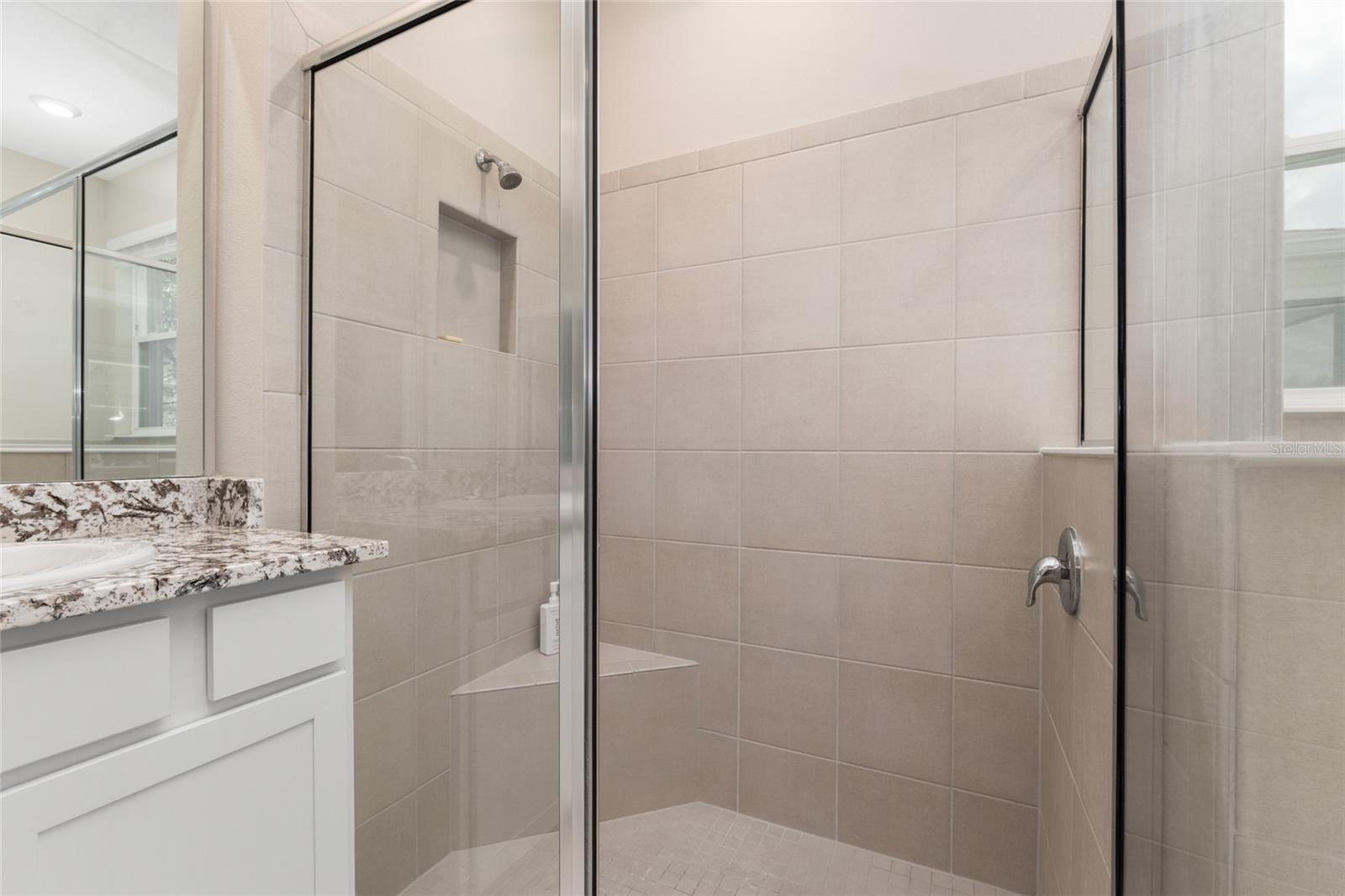 Image 29 of 63 For 4940 39th Loop