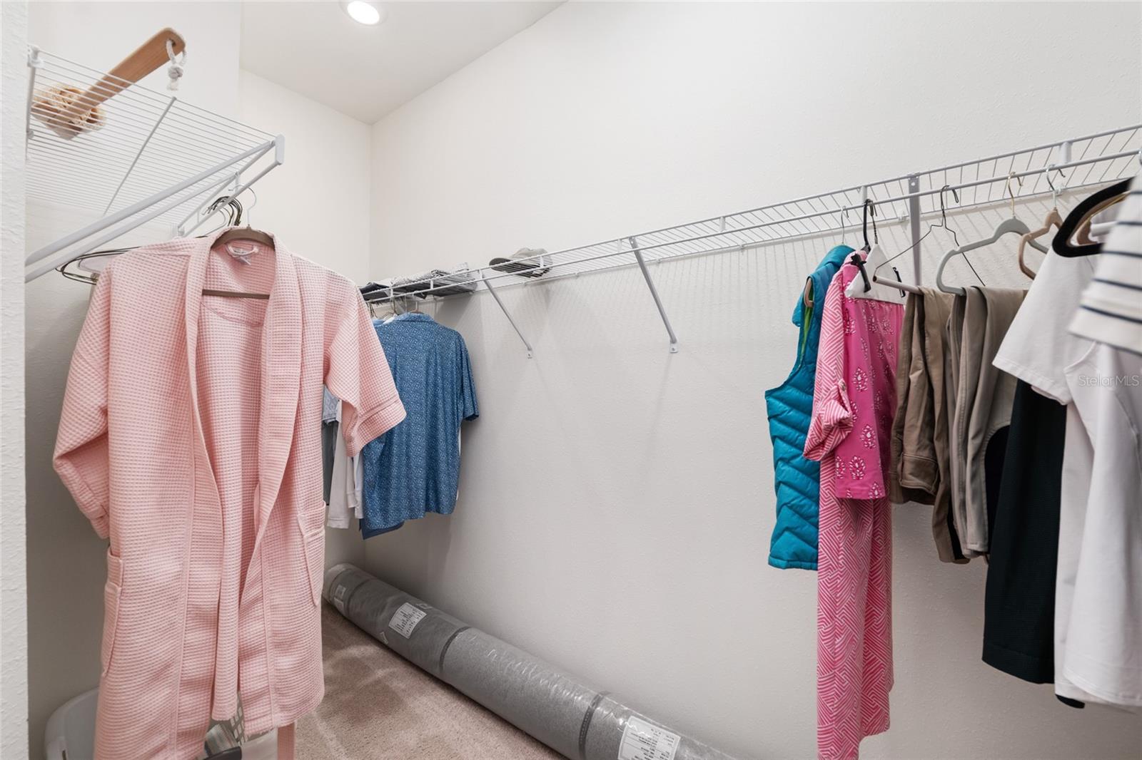 Image 33 of 63 For 4940 39th Loop