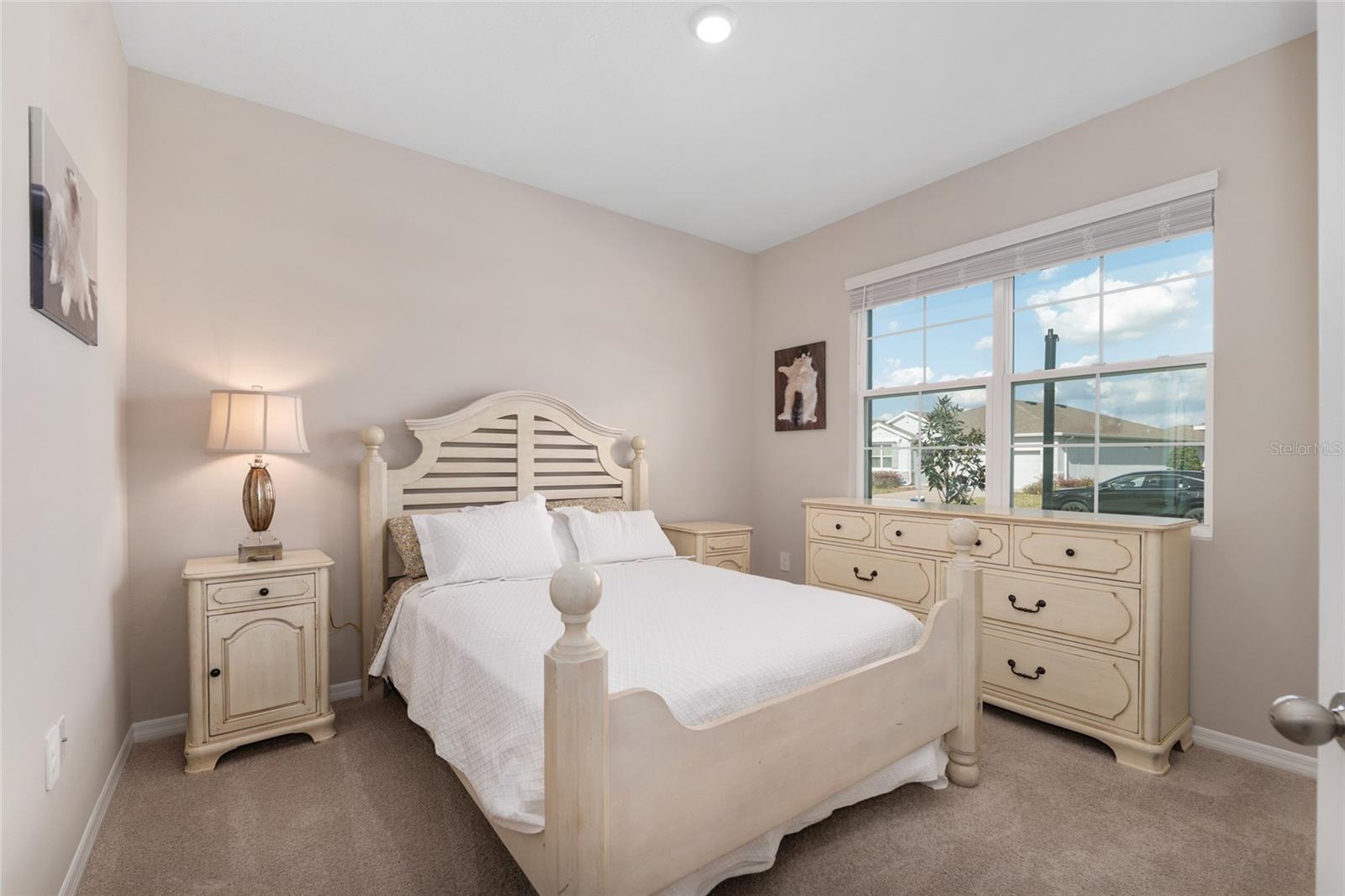 Image 34 of 63 For 4940 39th Loop