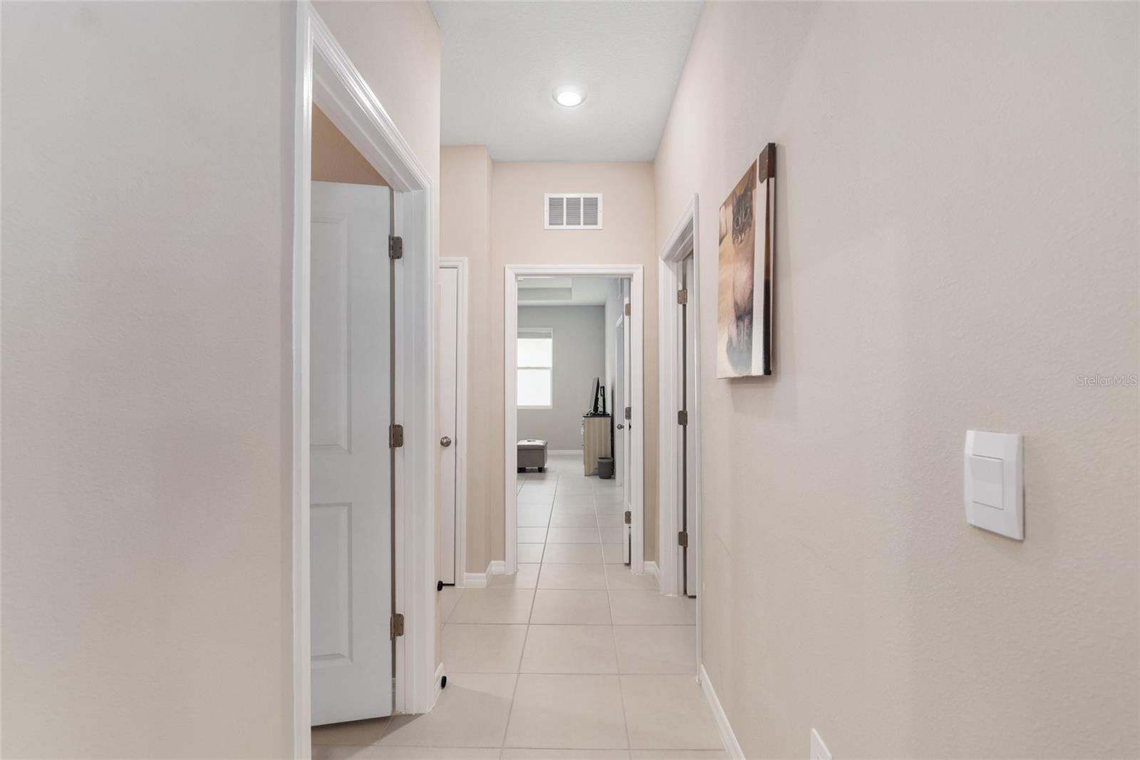 Image 38 of 63 For 4940 39th Loop