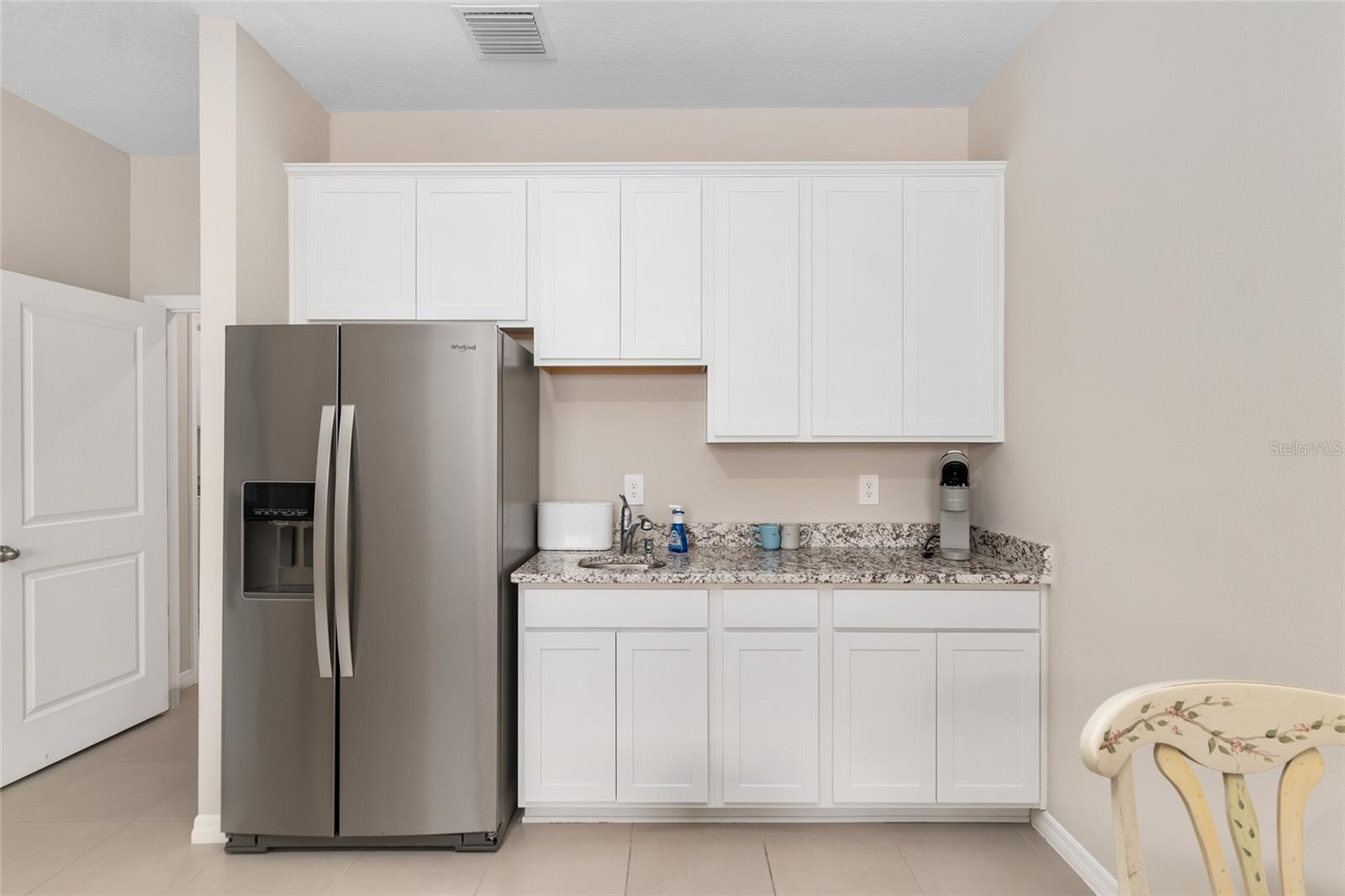 Image 44 of 63 For 4940 39th Loop