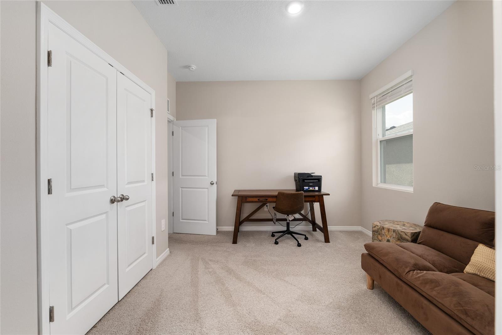 Image 45 of 63 For 4940 39th Loop