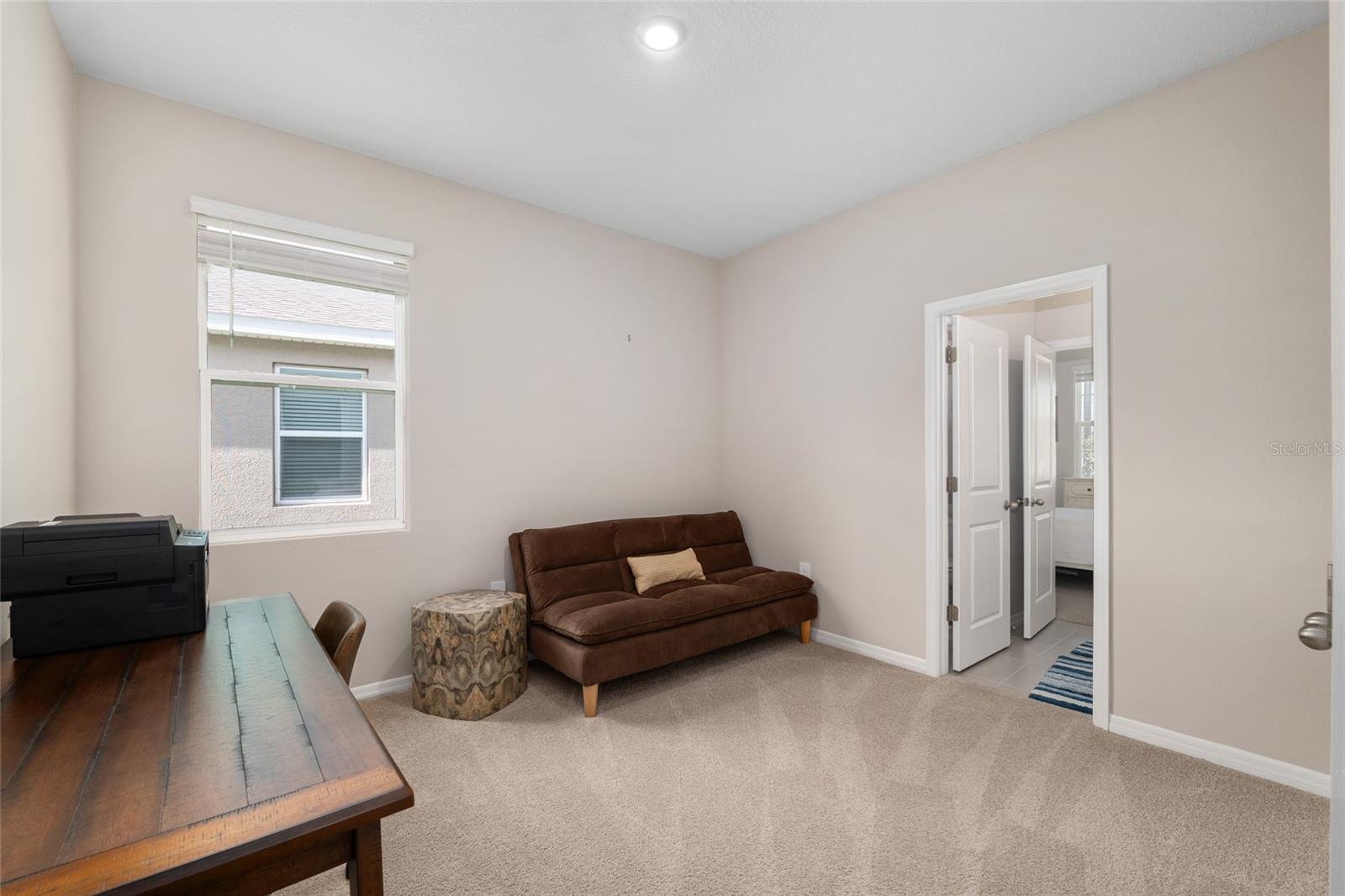 Image 46 of 63 For 4940 39th Loop