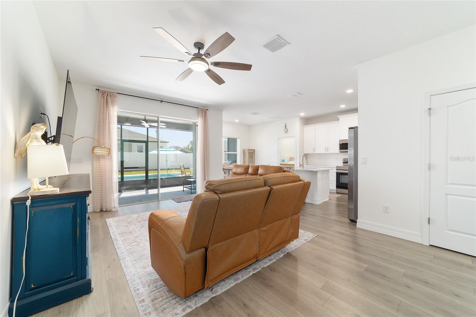 Image 16 of 48 For 4838 130th Street