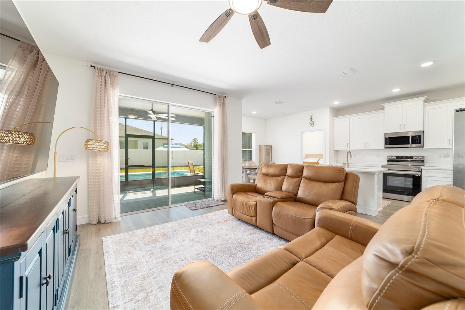 Image 17 of 48 For 4838 130th Street
