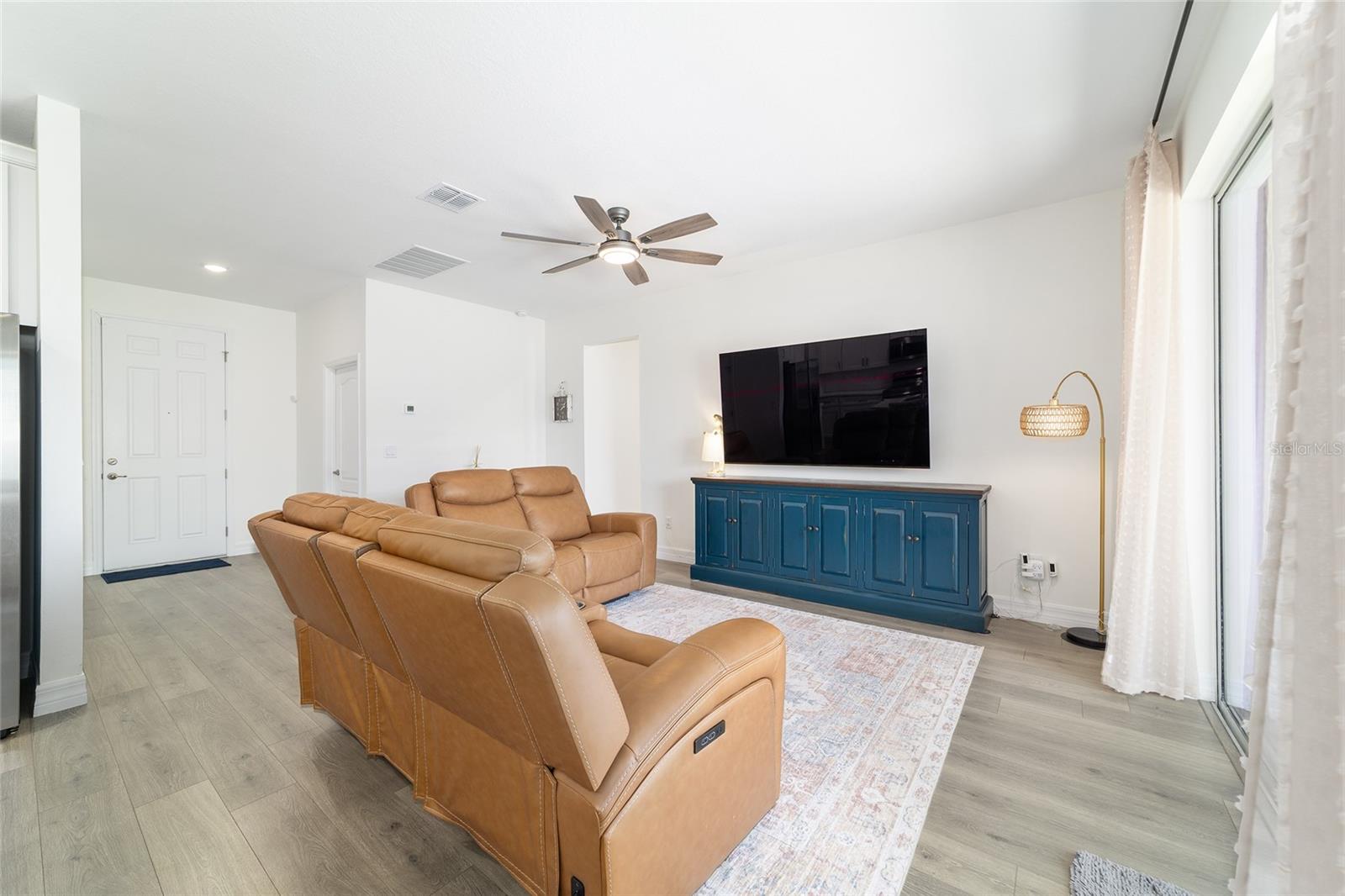 Image 19 of 48 For 4838 130th Street