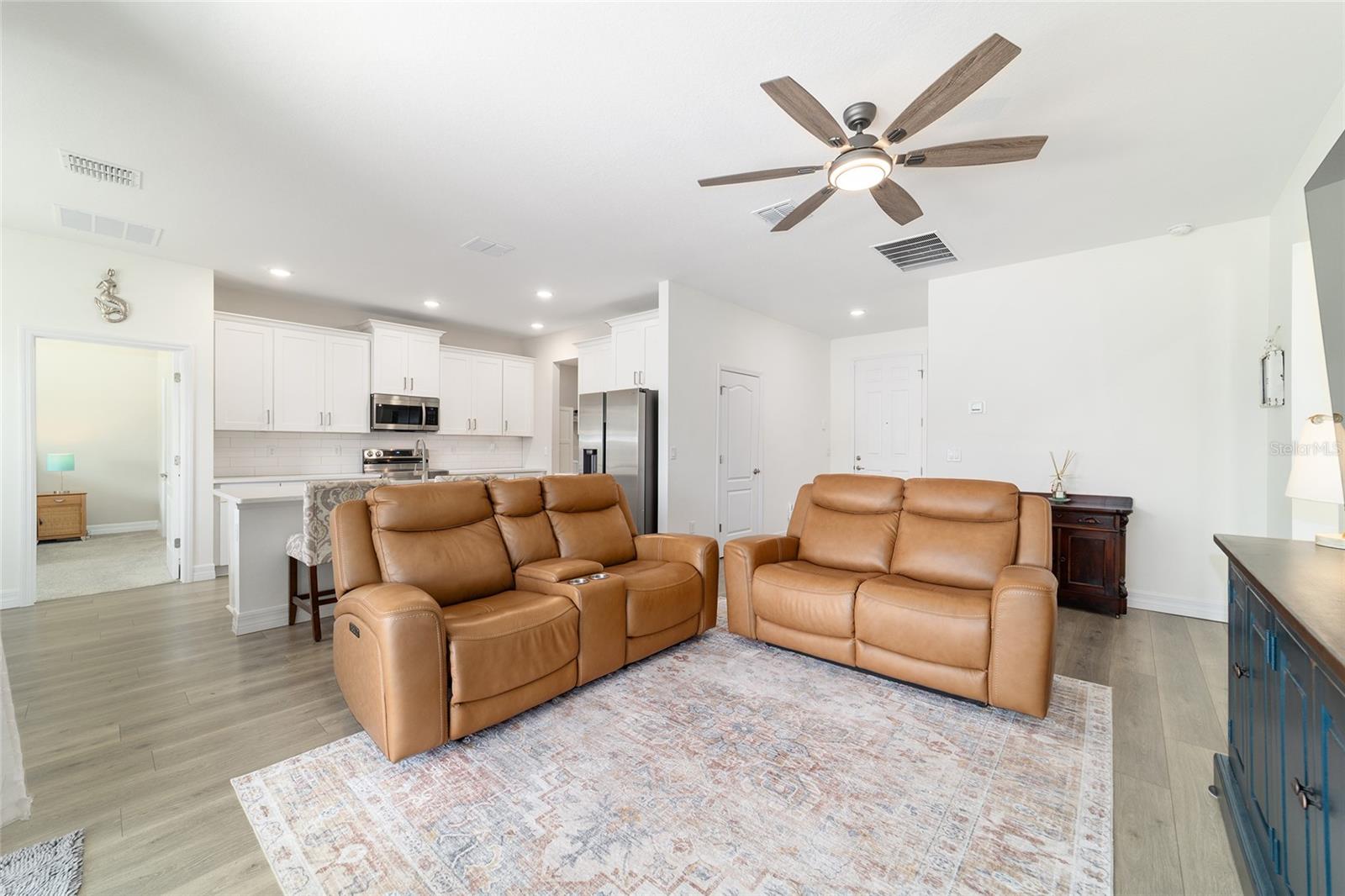 Image 21 of 48 For 4838 130th Street