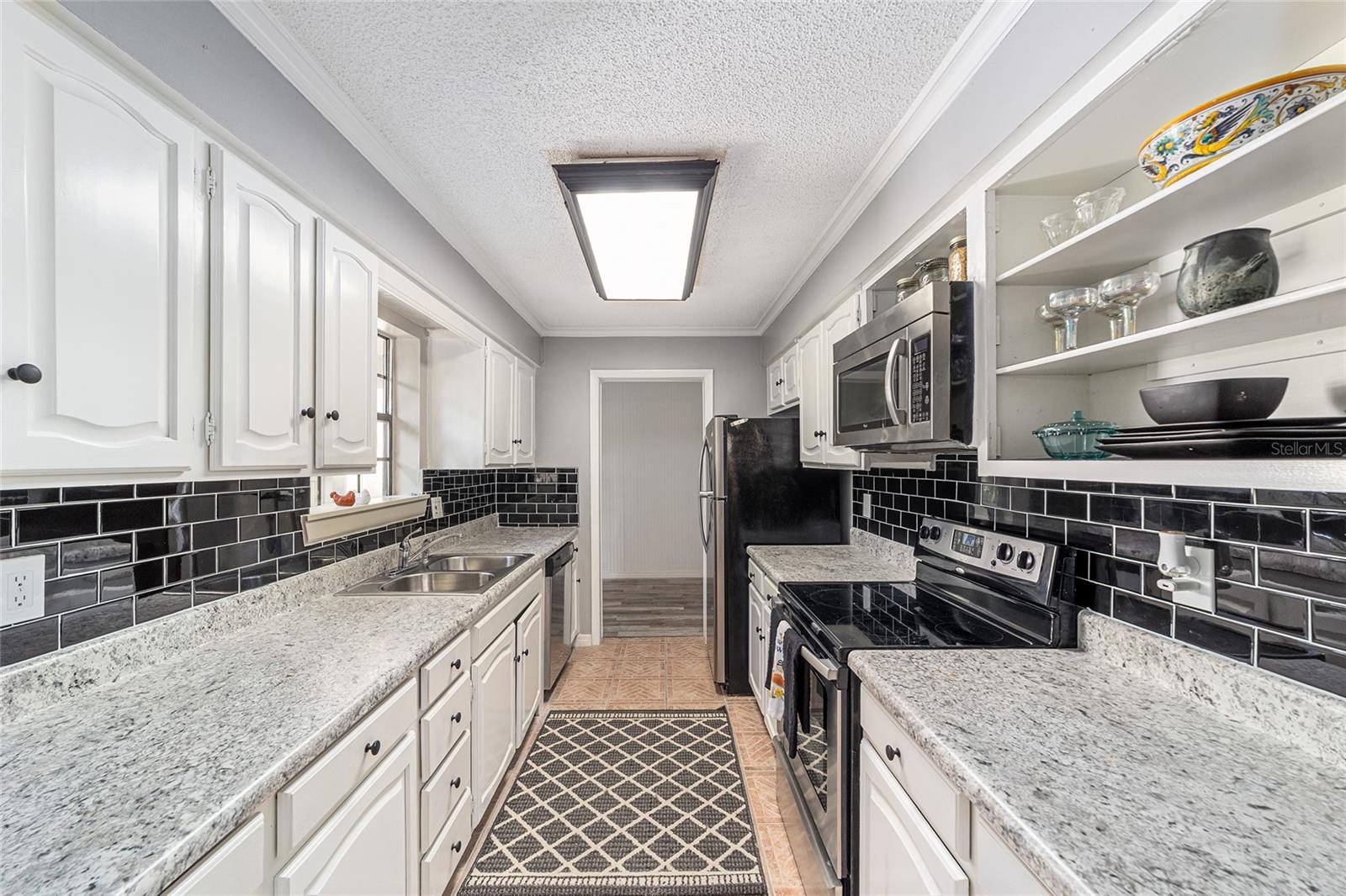 Image 11 of 38 For 1512 10th Street