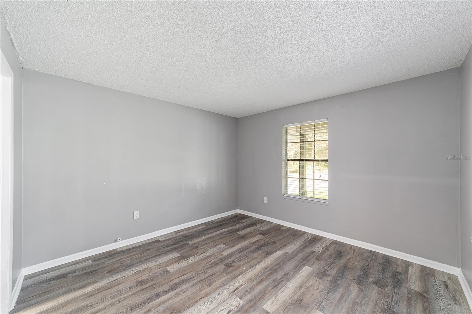 Image 13 of 38 For 1512 10th Street