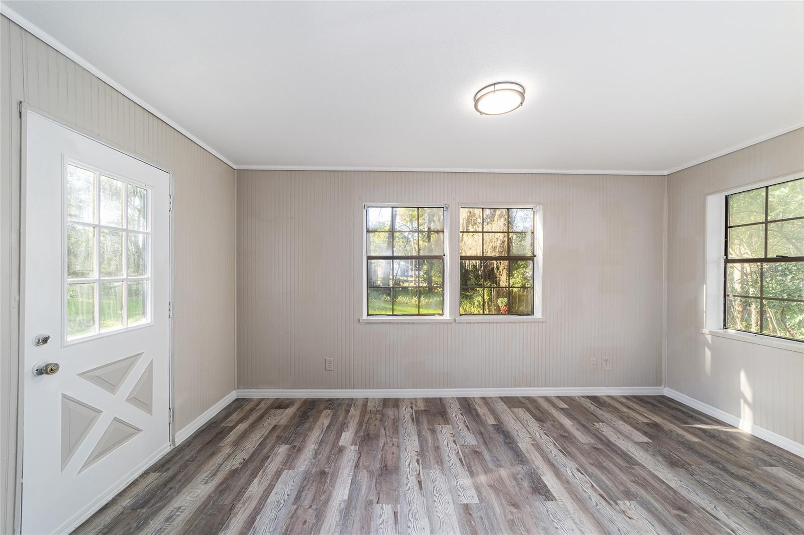 Image 26 of 38 For 1512 10th Street