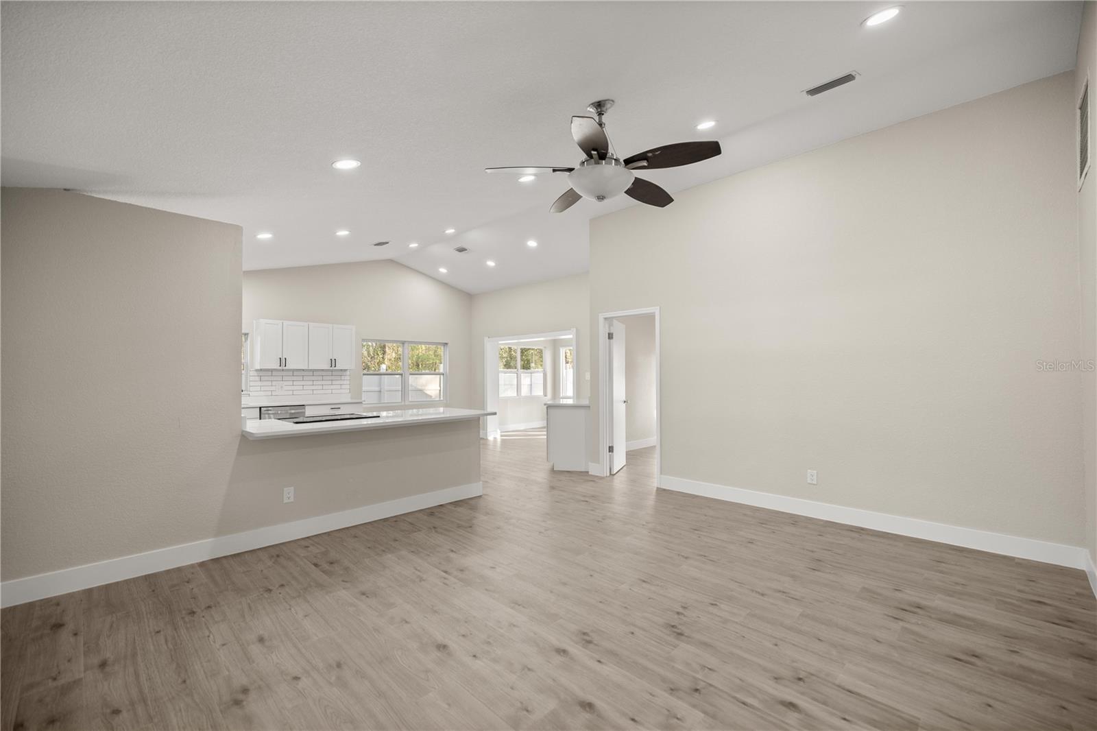 Image 4 of 23 For 63 Teak Run 