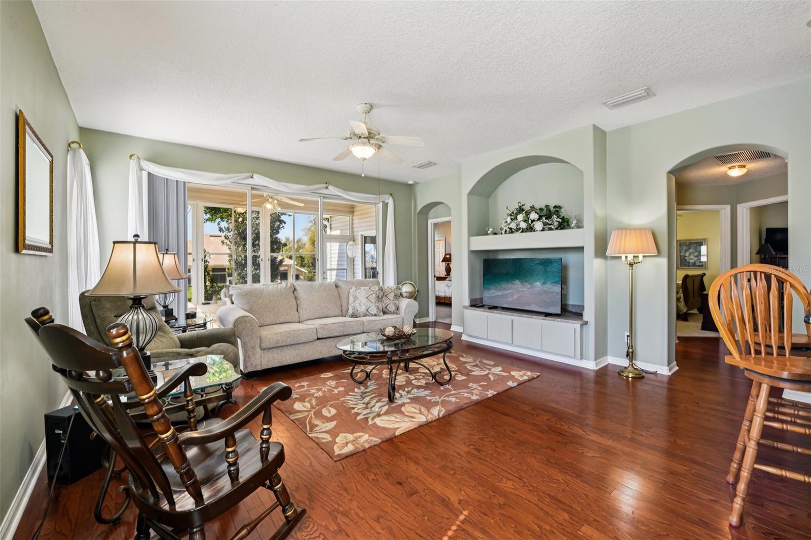 Image 10 of 48 For 6105 Dory Way