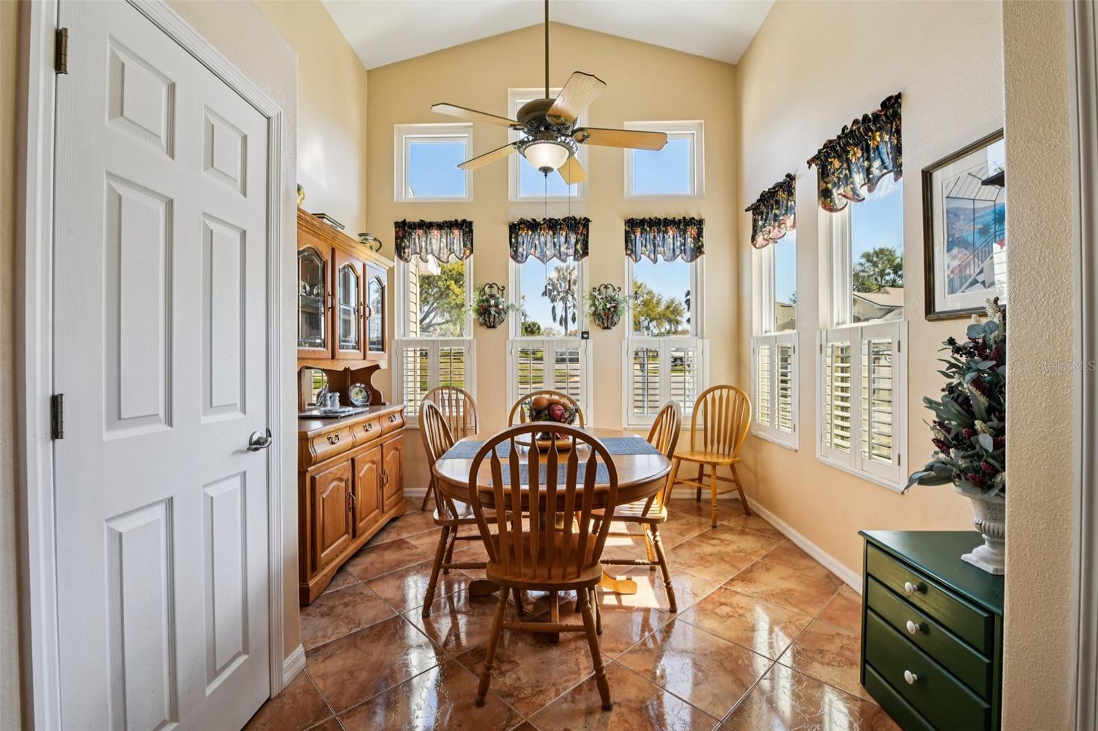 Image 19 of 48 For 6105 Dory Way