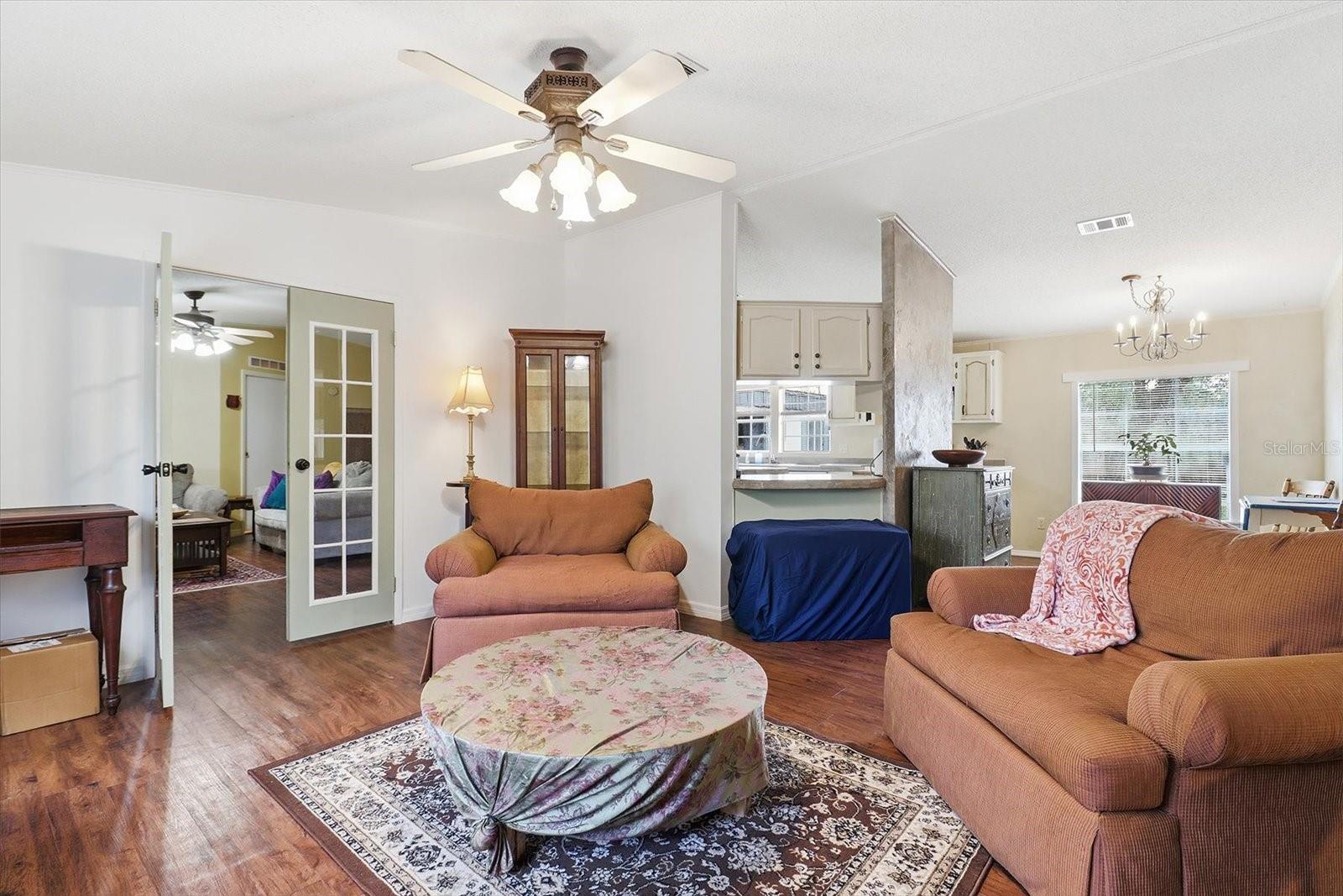 Image 15 of 48 For 4950 Mockingbird Street