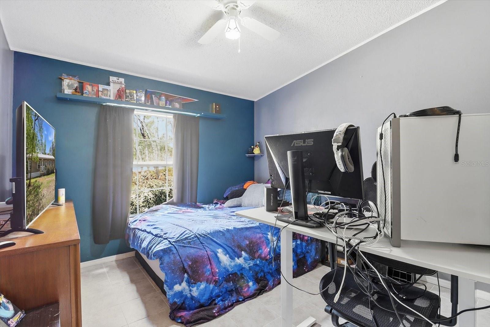 Image 16 of 48 For 4950 Mockingbird Street