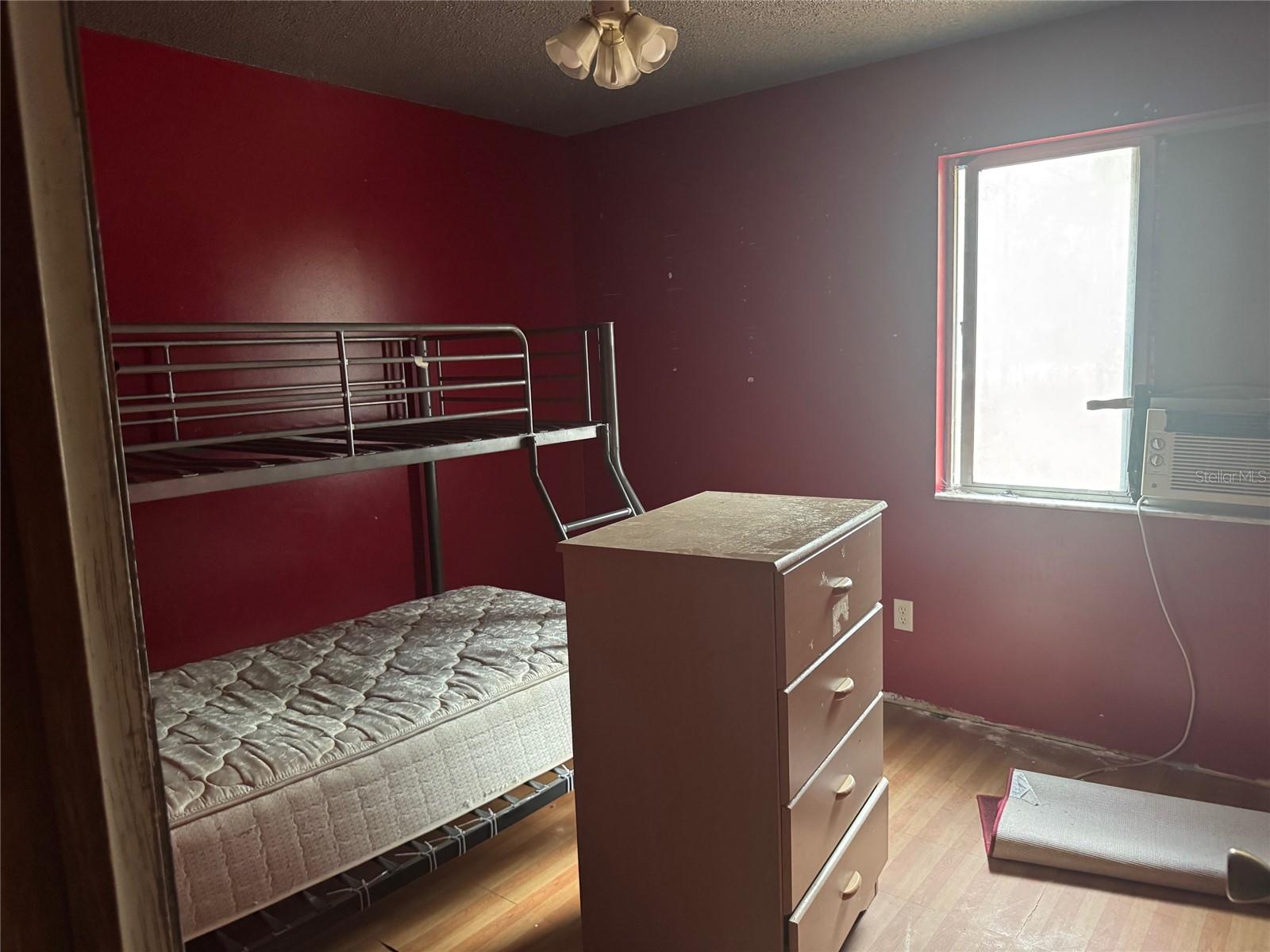 Image 21 of 32 For 5435 204th Avenue