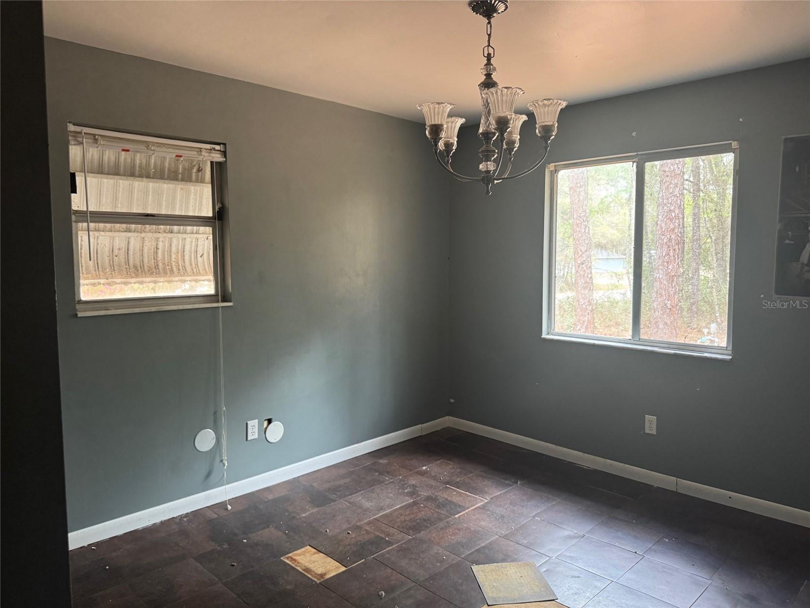 Image 22 of 32 For 5435 204th Avenue