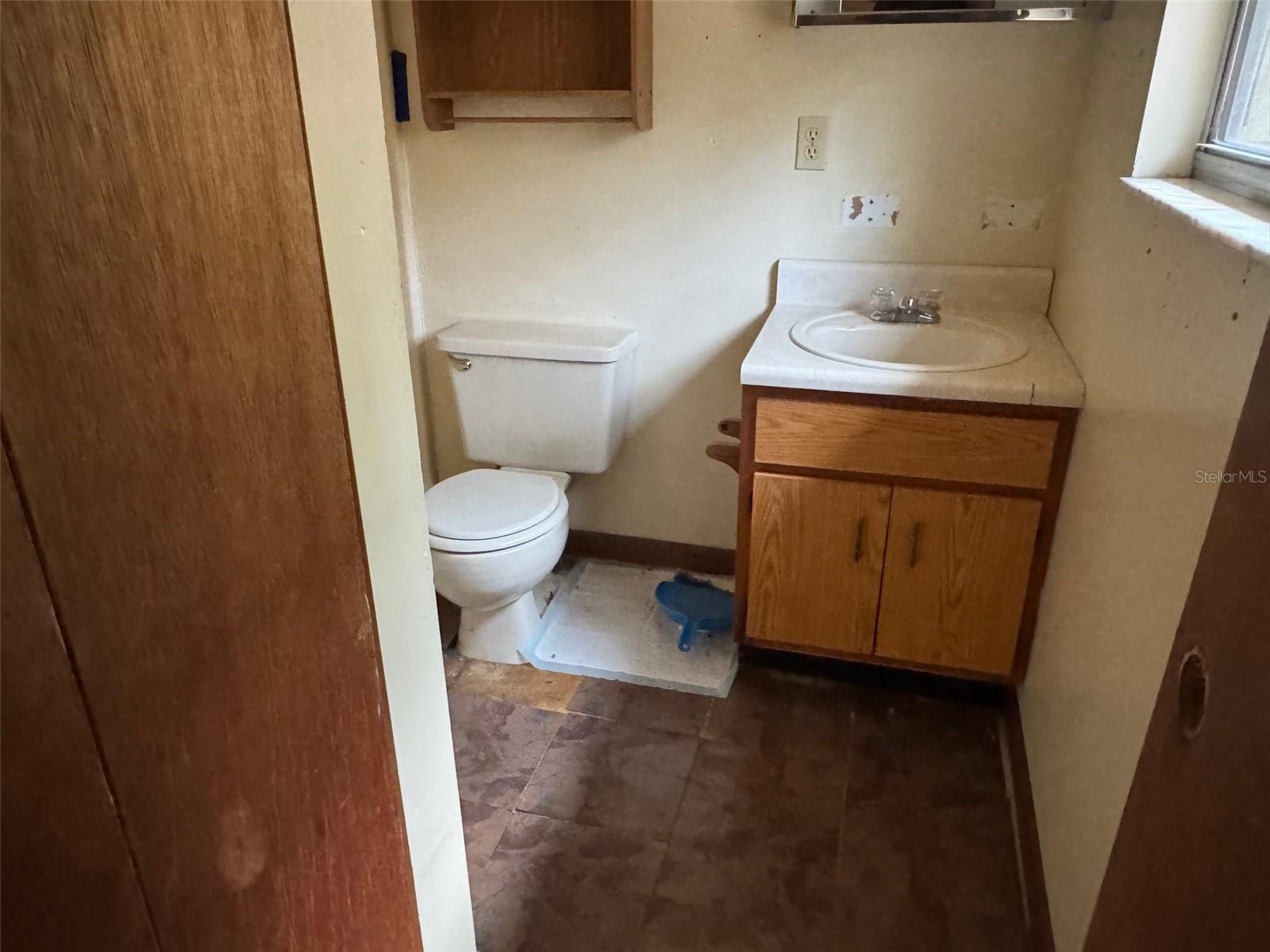 Image 24 of 32 For 5435 204th Avenue