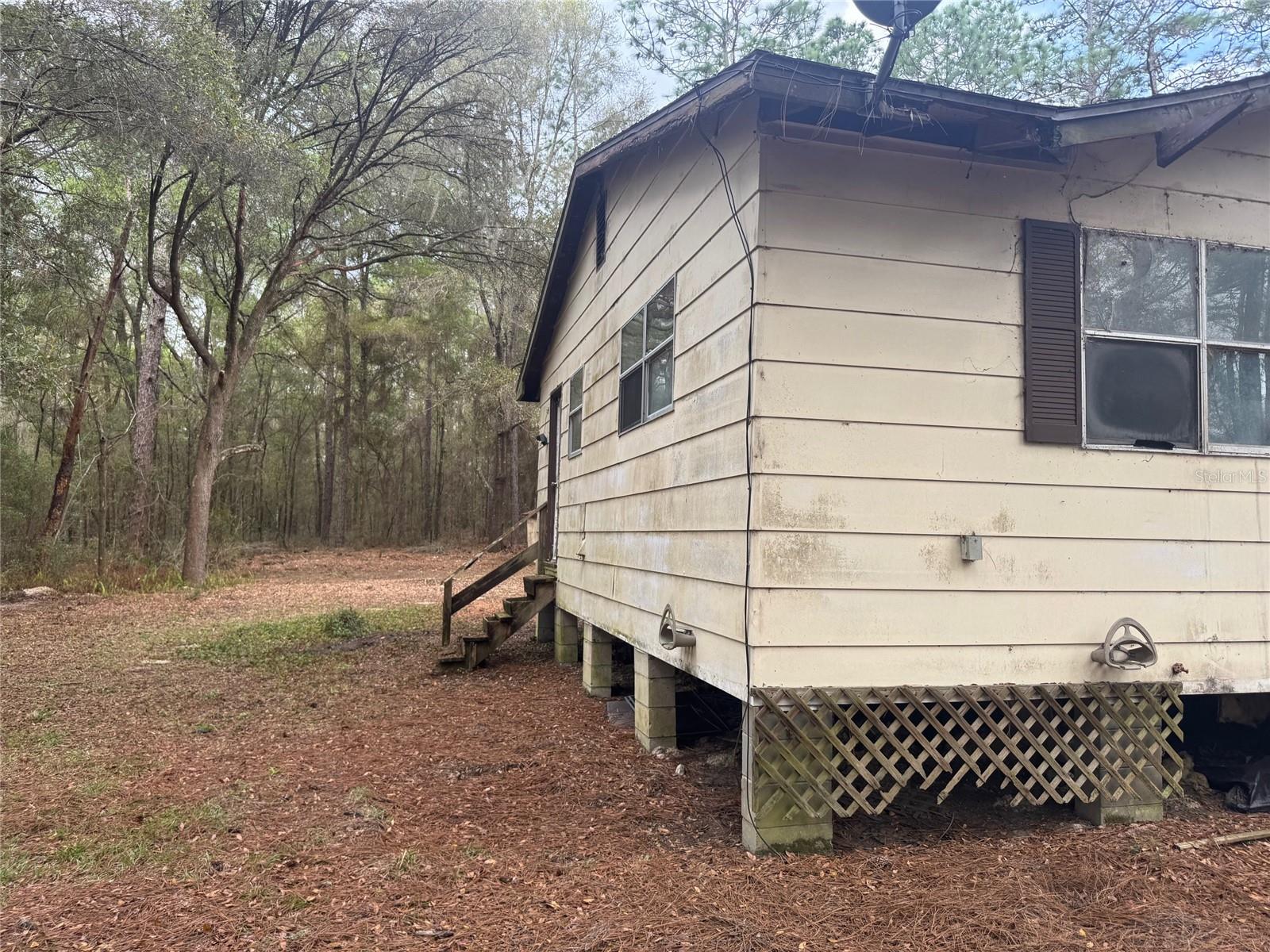 Image 7 of 32 For 5435 204th Avenue