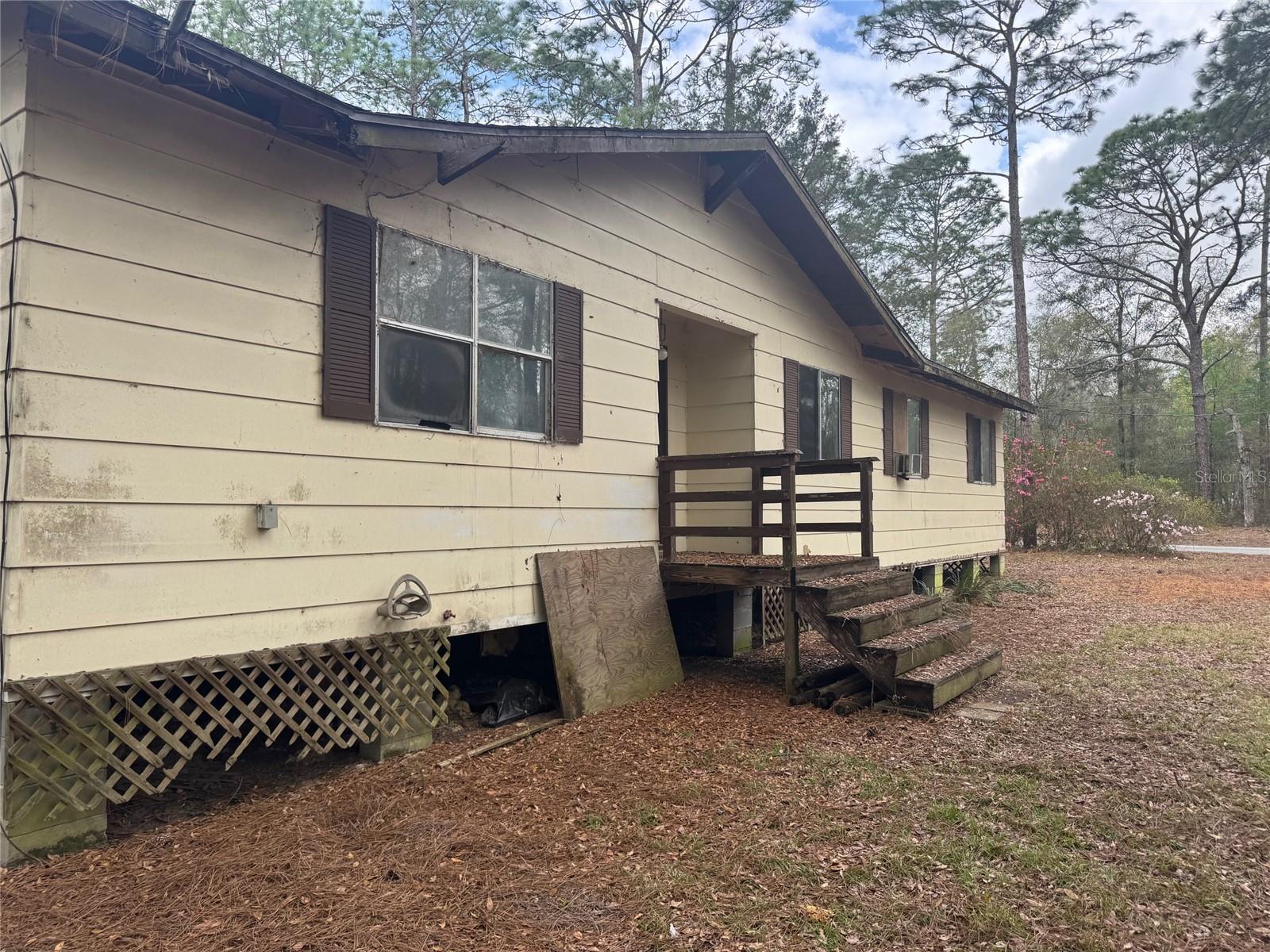 Image 8 of 32 For 5435 204th Avenue