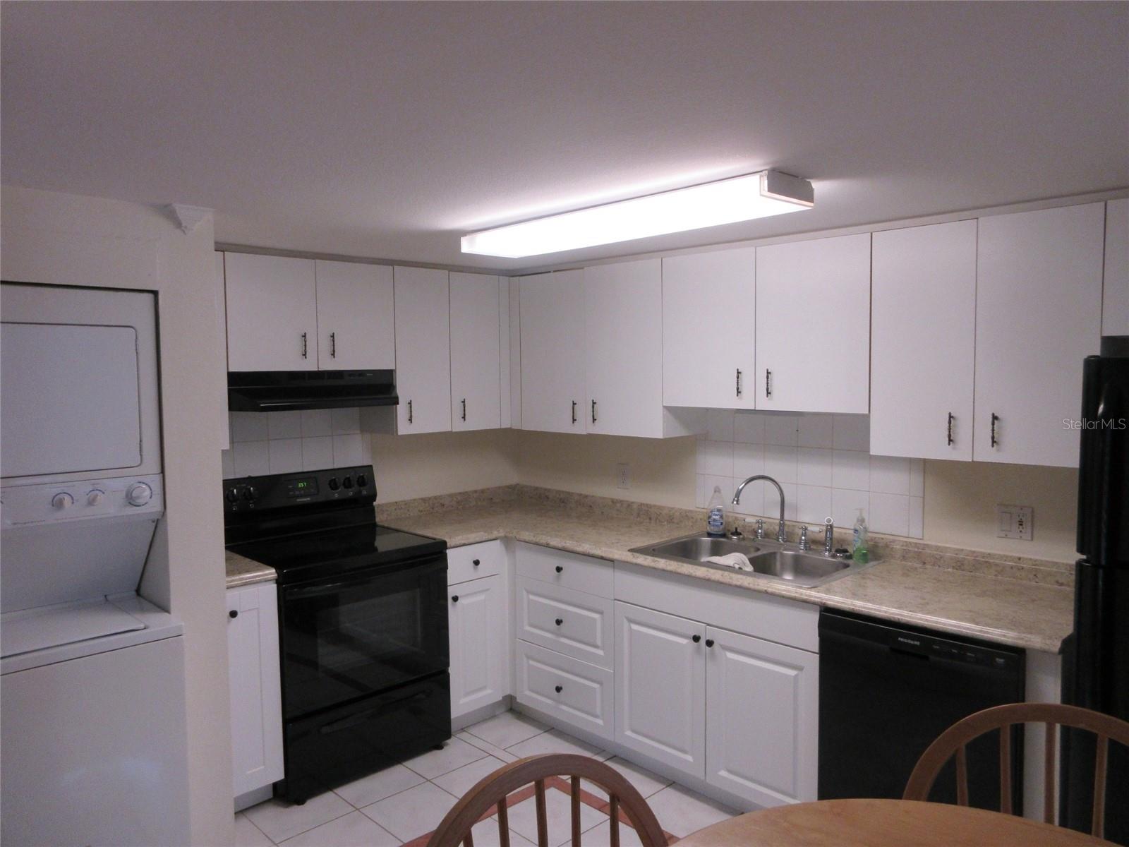 Image 4 of 13 For 8216 Fairways Circle C102