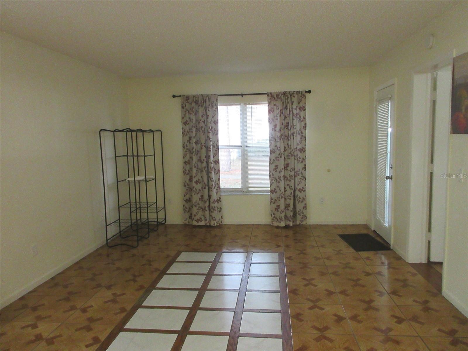 Image 6 of 13 For 8216 Fairways Circle C102