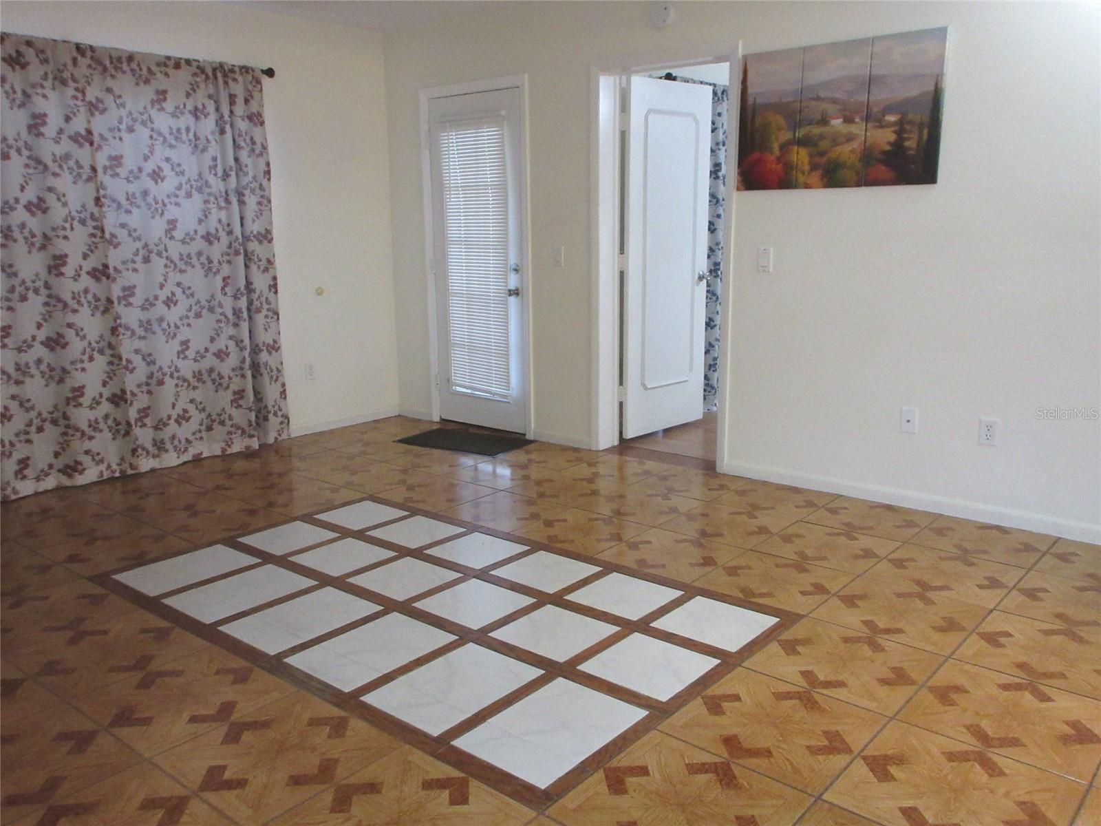 Image 7 of 13 For 8216 Fairways Circle C102