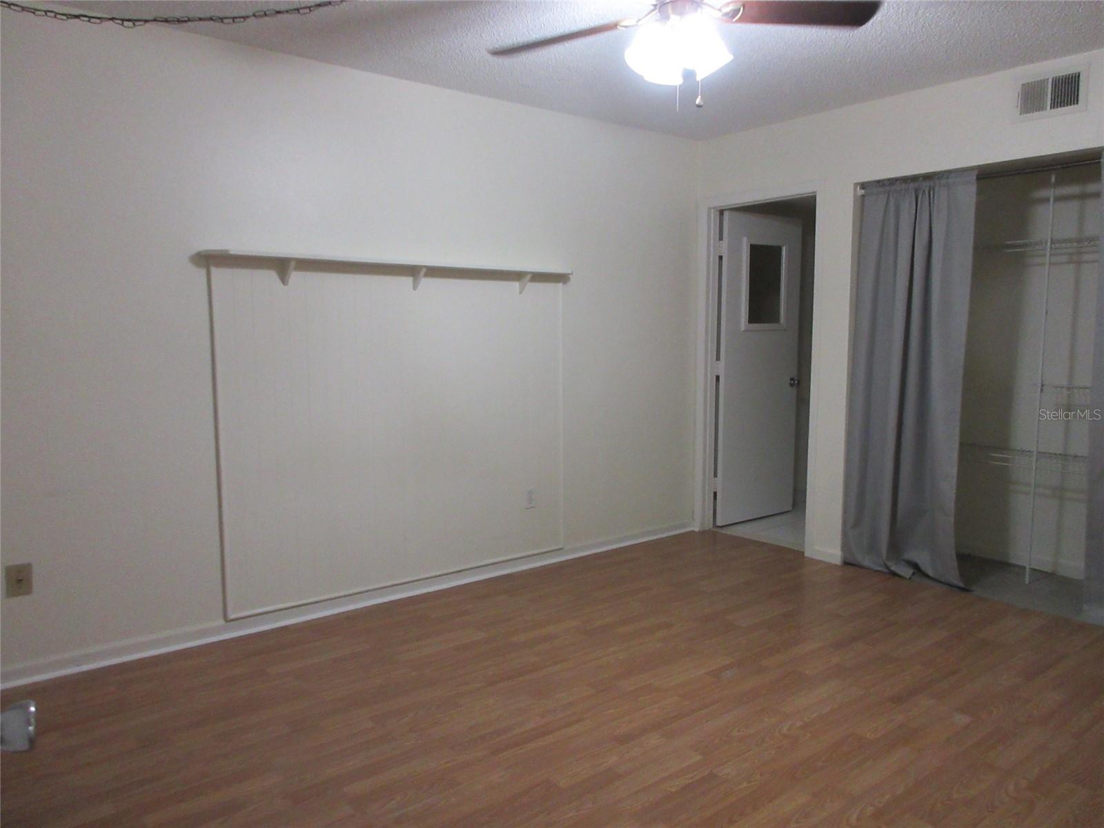 Image 8 of 13 For 8216 Fairways Circle C102