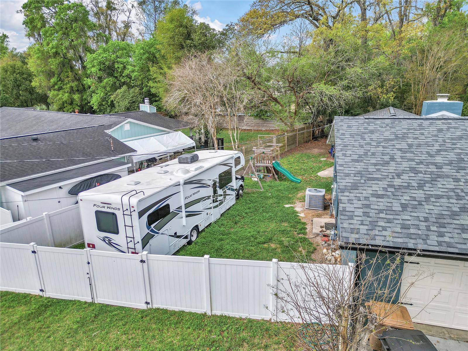 Image 48 of 56 For 1152 42nd Avenue