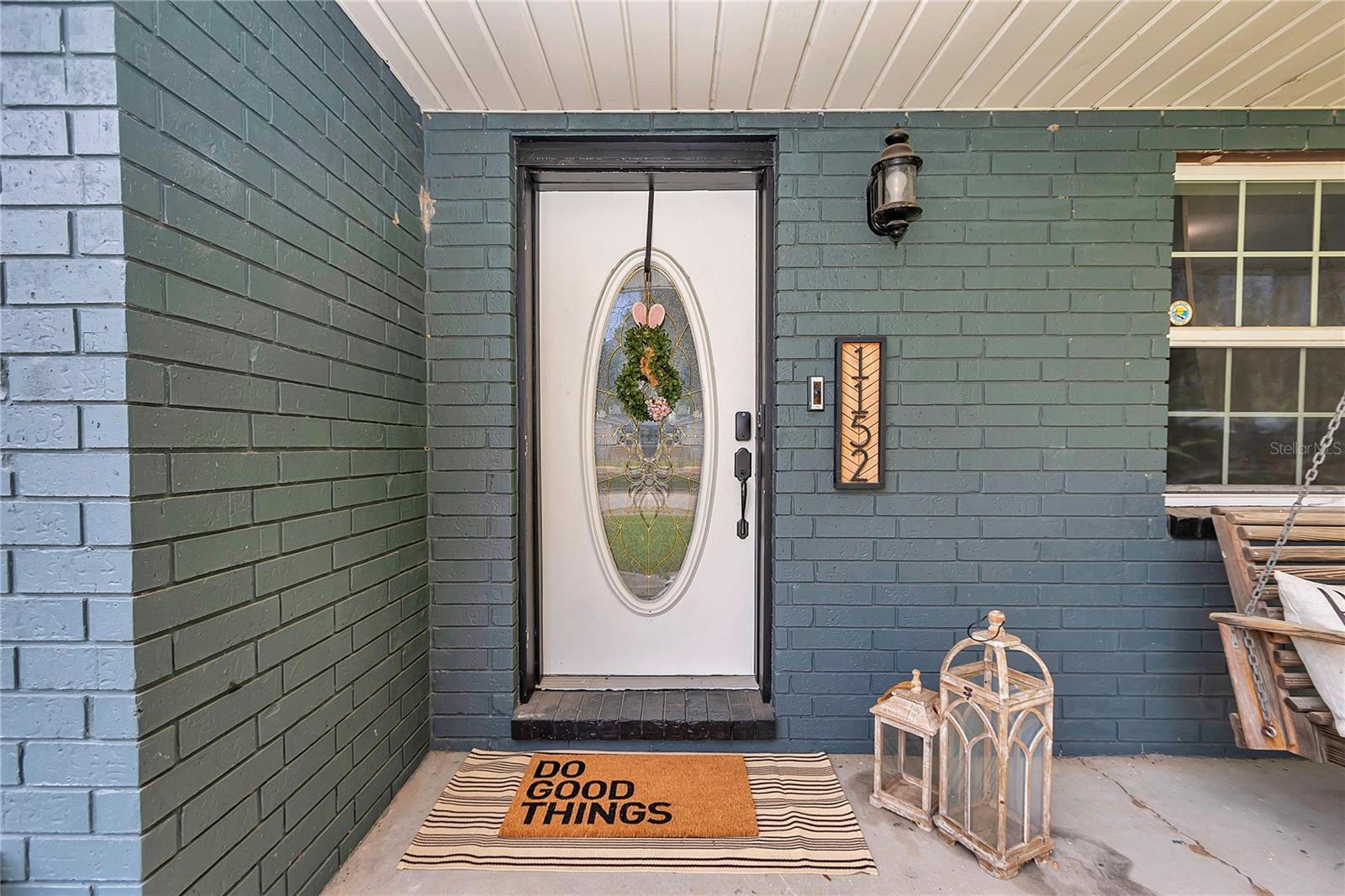 Image 6 of 56 For 1152 42nd Avenue