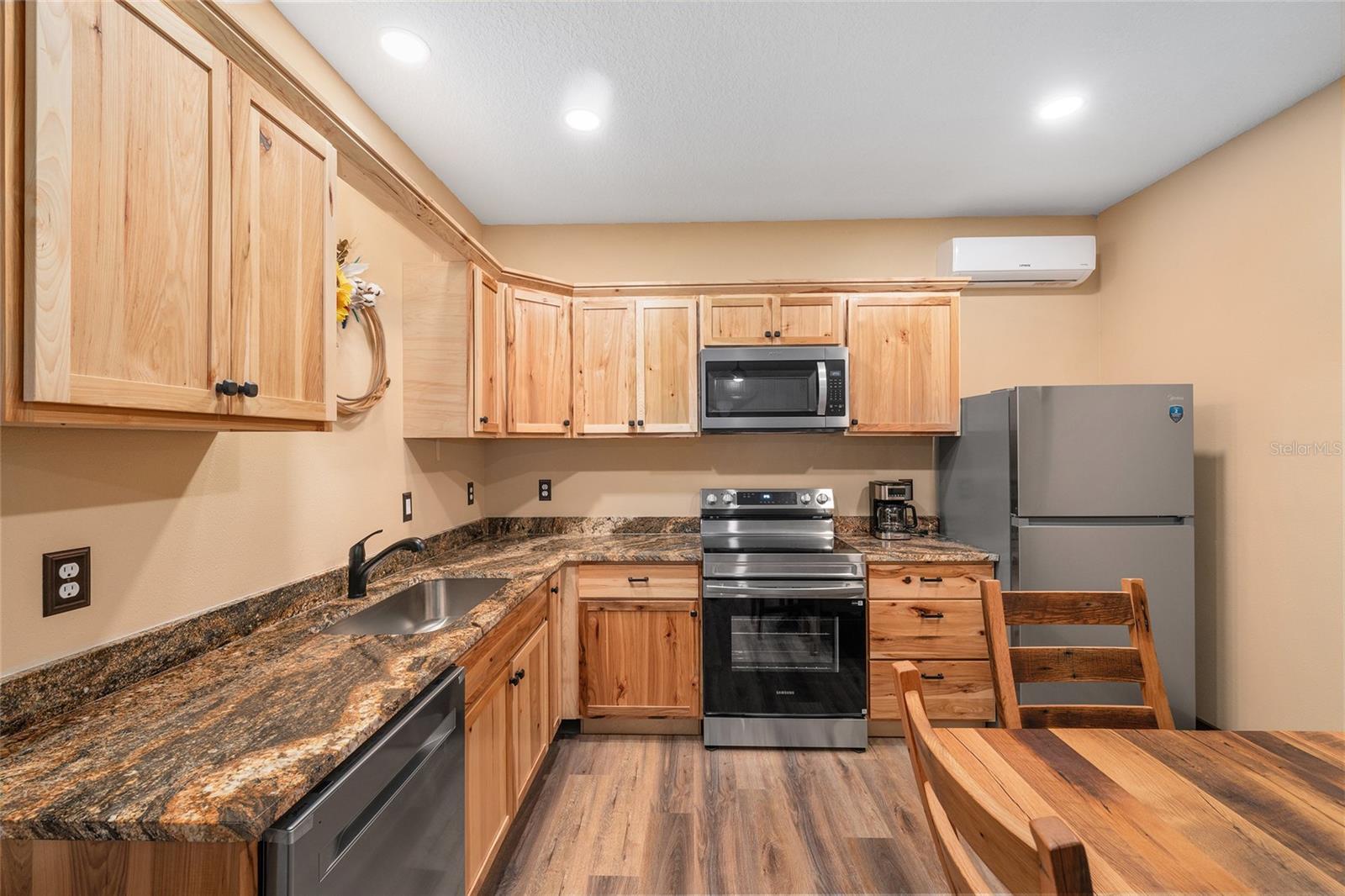 Image 19 of 62 For 13869 Hwy 475