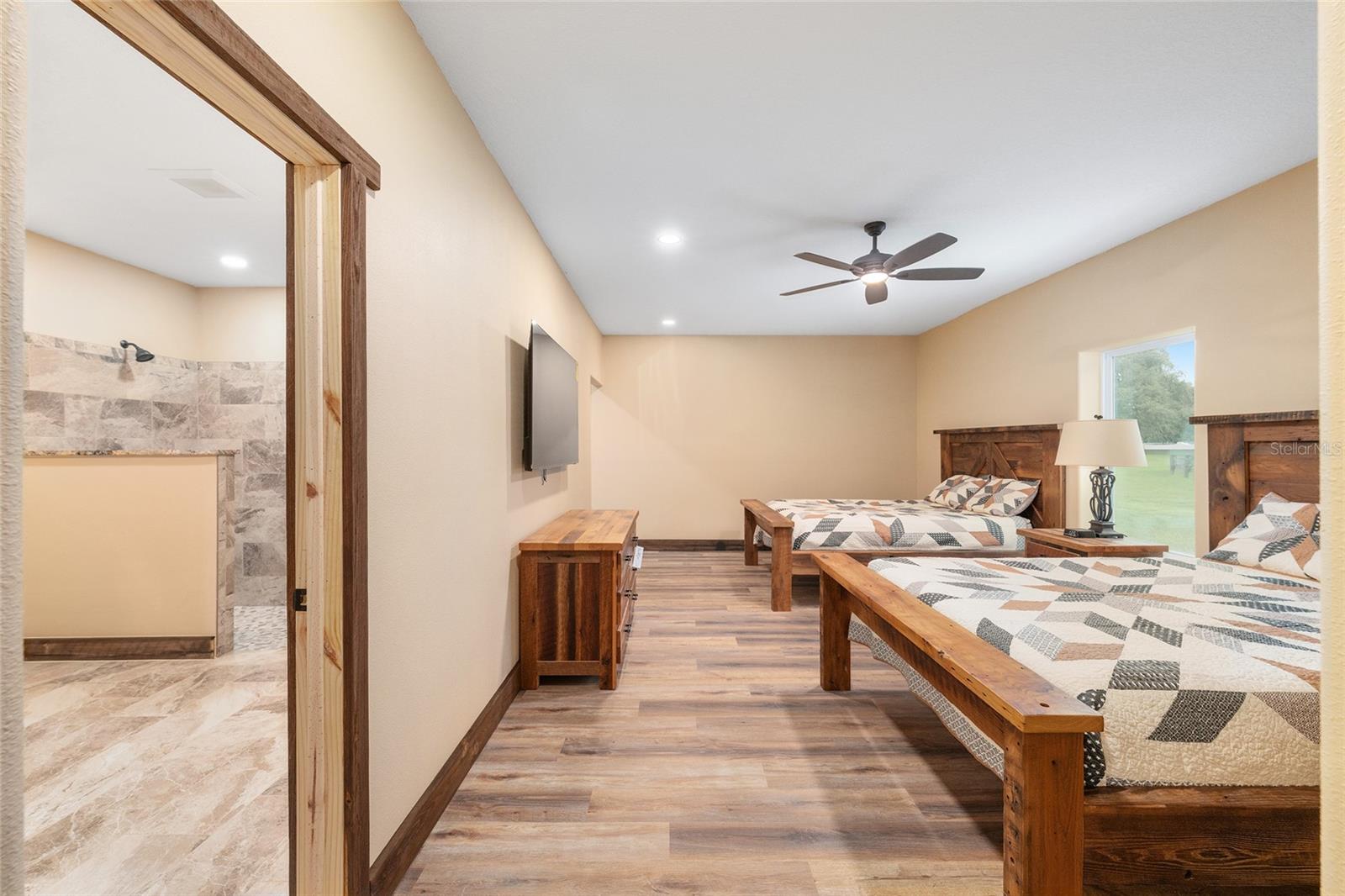 Image 22 of 62 For 13869 Hwy 475