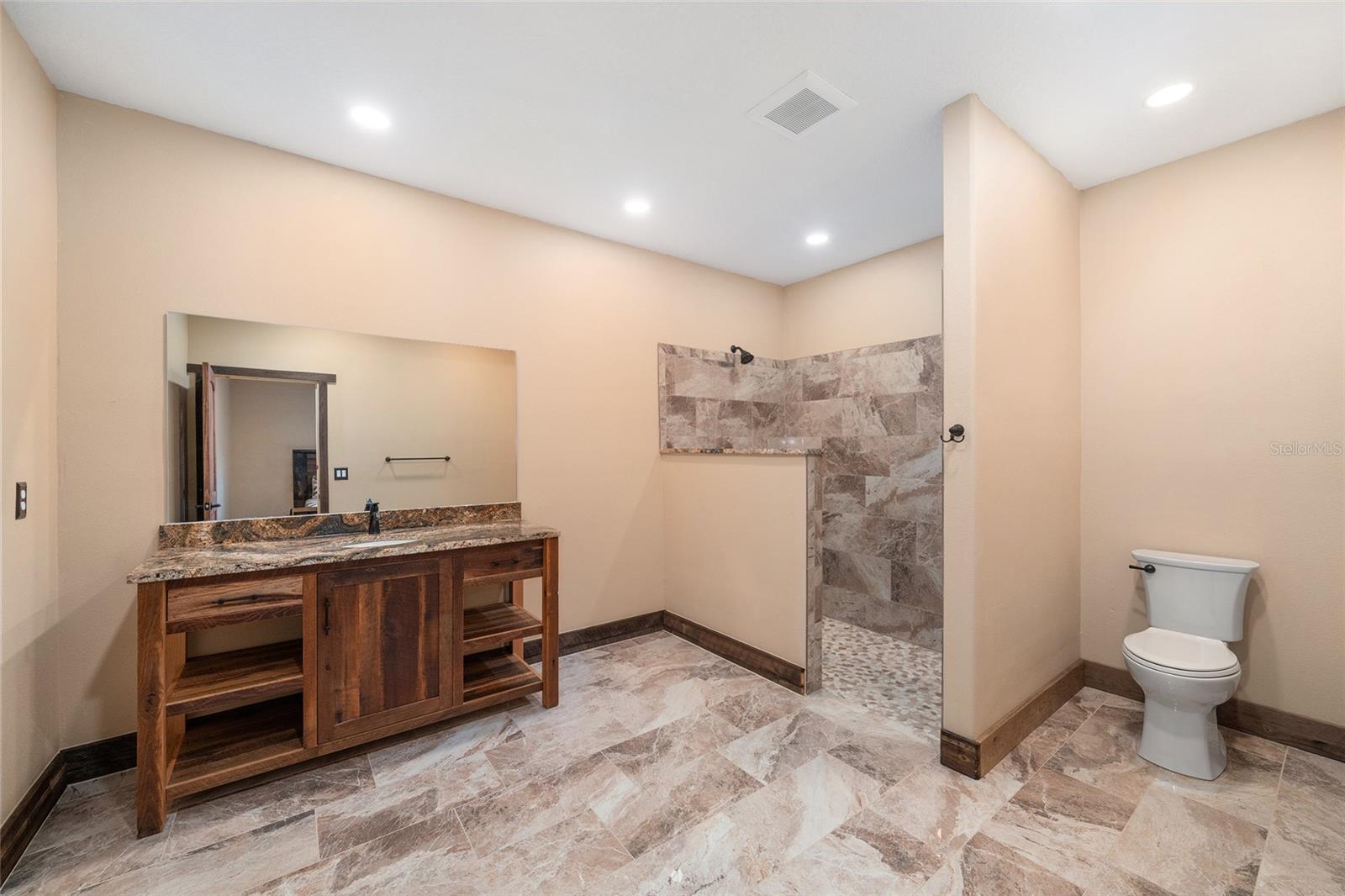 Image 29 of 62 For 13869 Hwy 475