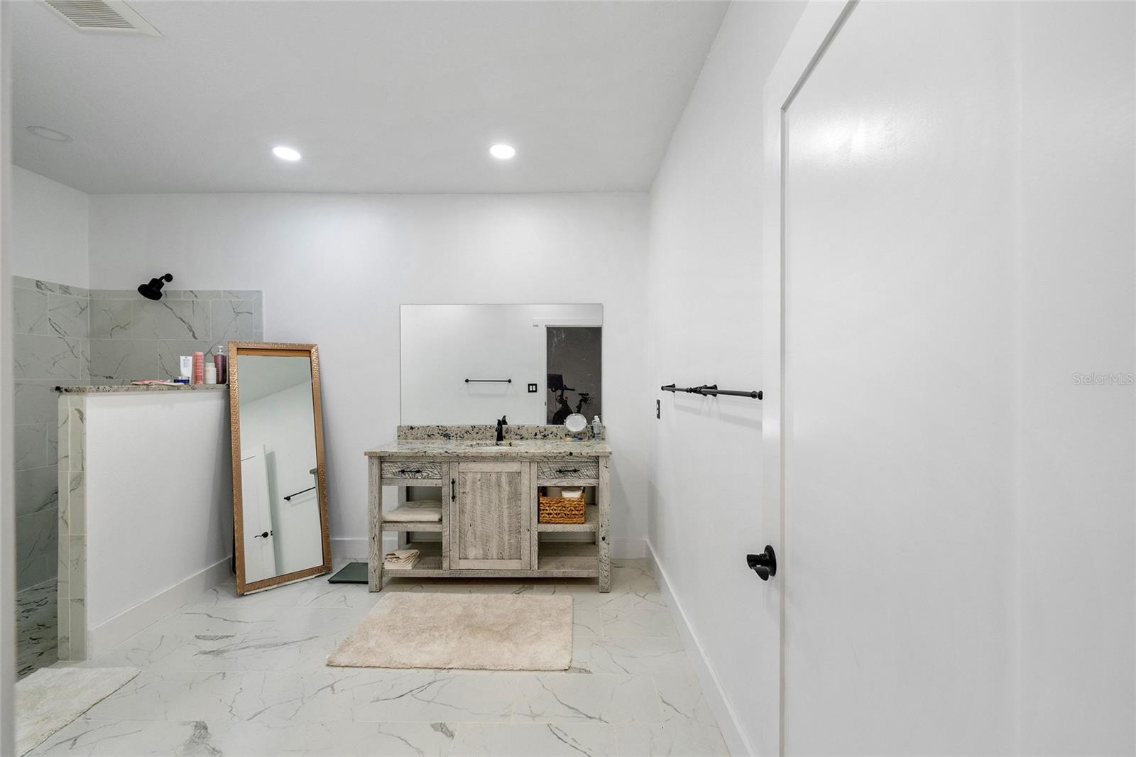 Image 46 of 62 For 13869 Hwy 475