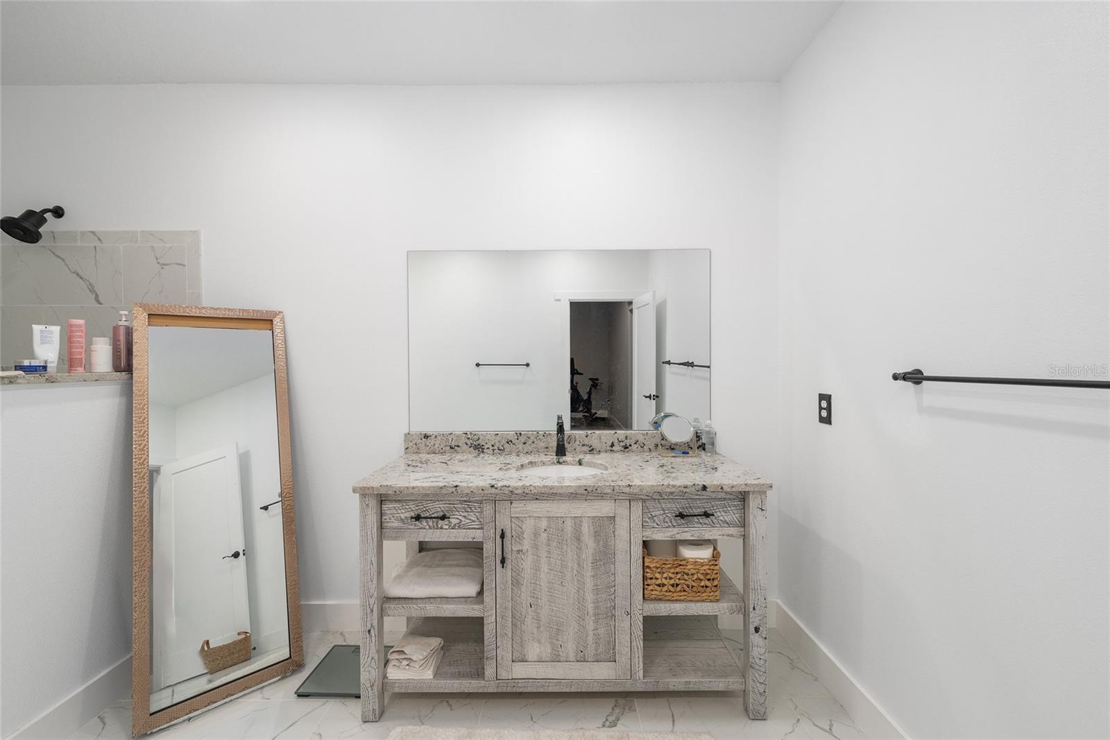 Image 52 of 62 For 13869 Hwy 475