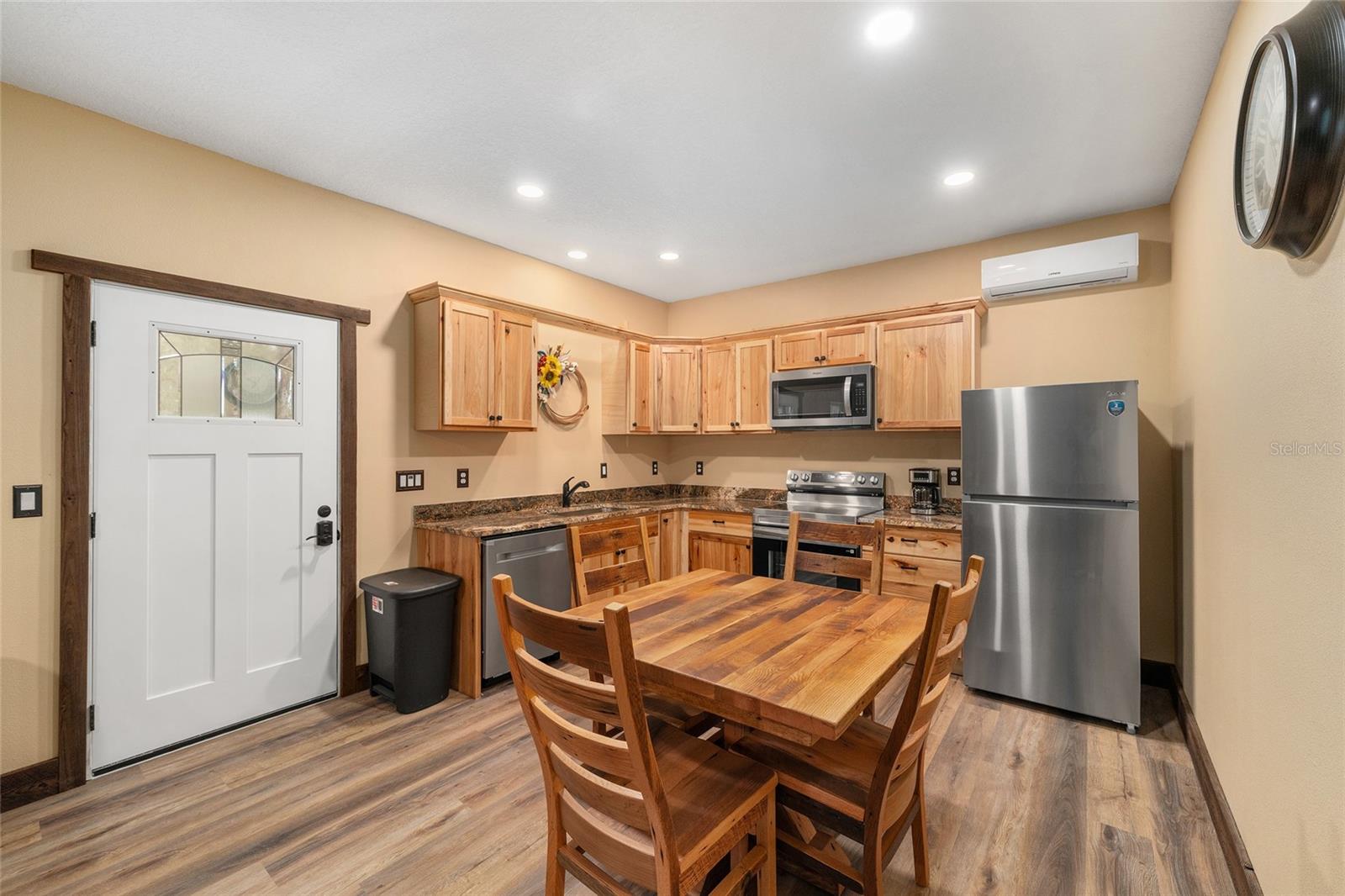 Image 16 of 53 For 13869 Hwy 475