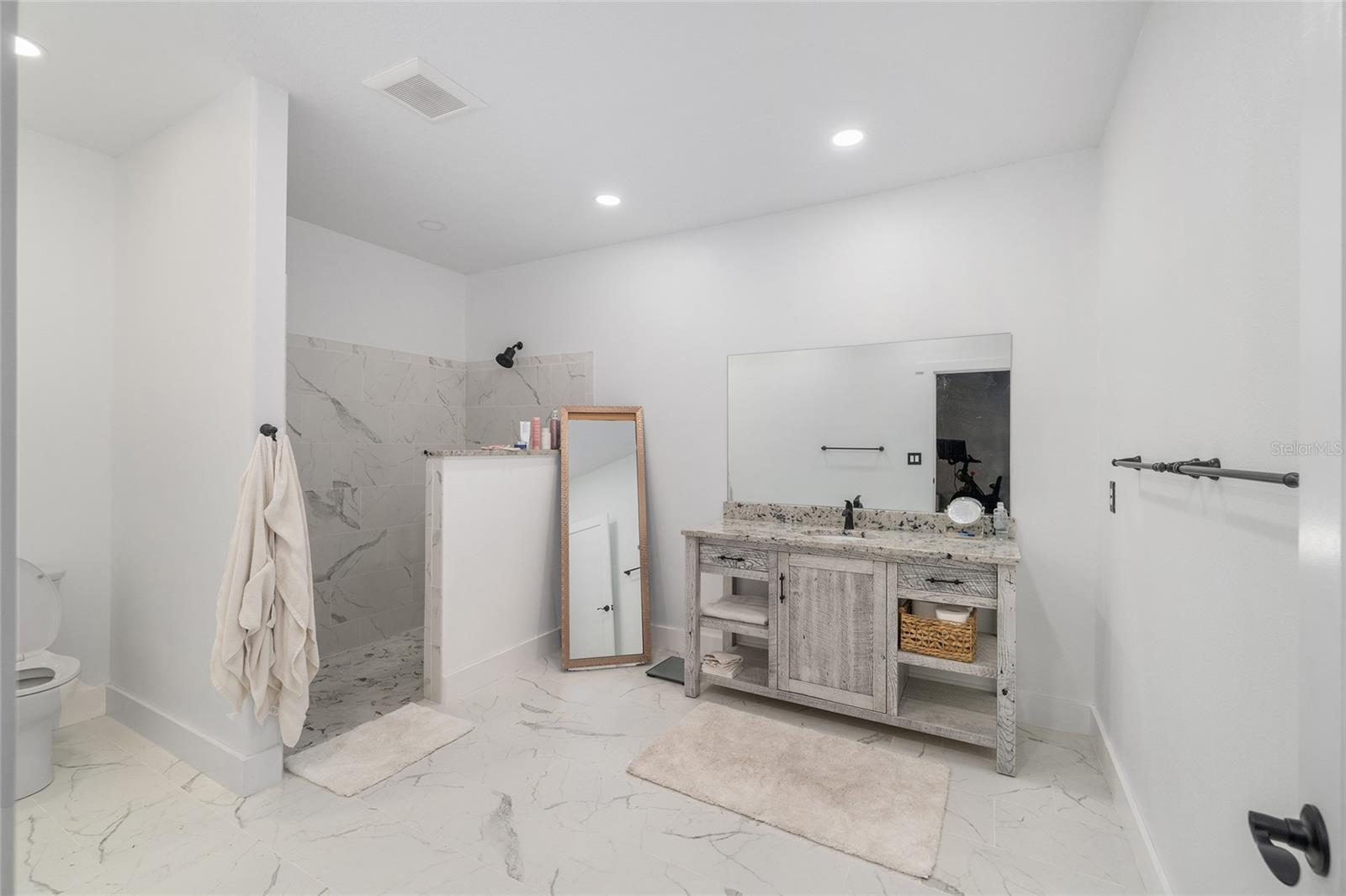 Image 41 of 53 For 13869 Hwy 475