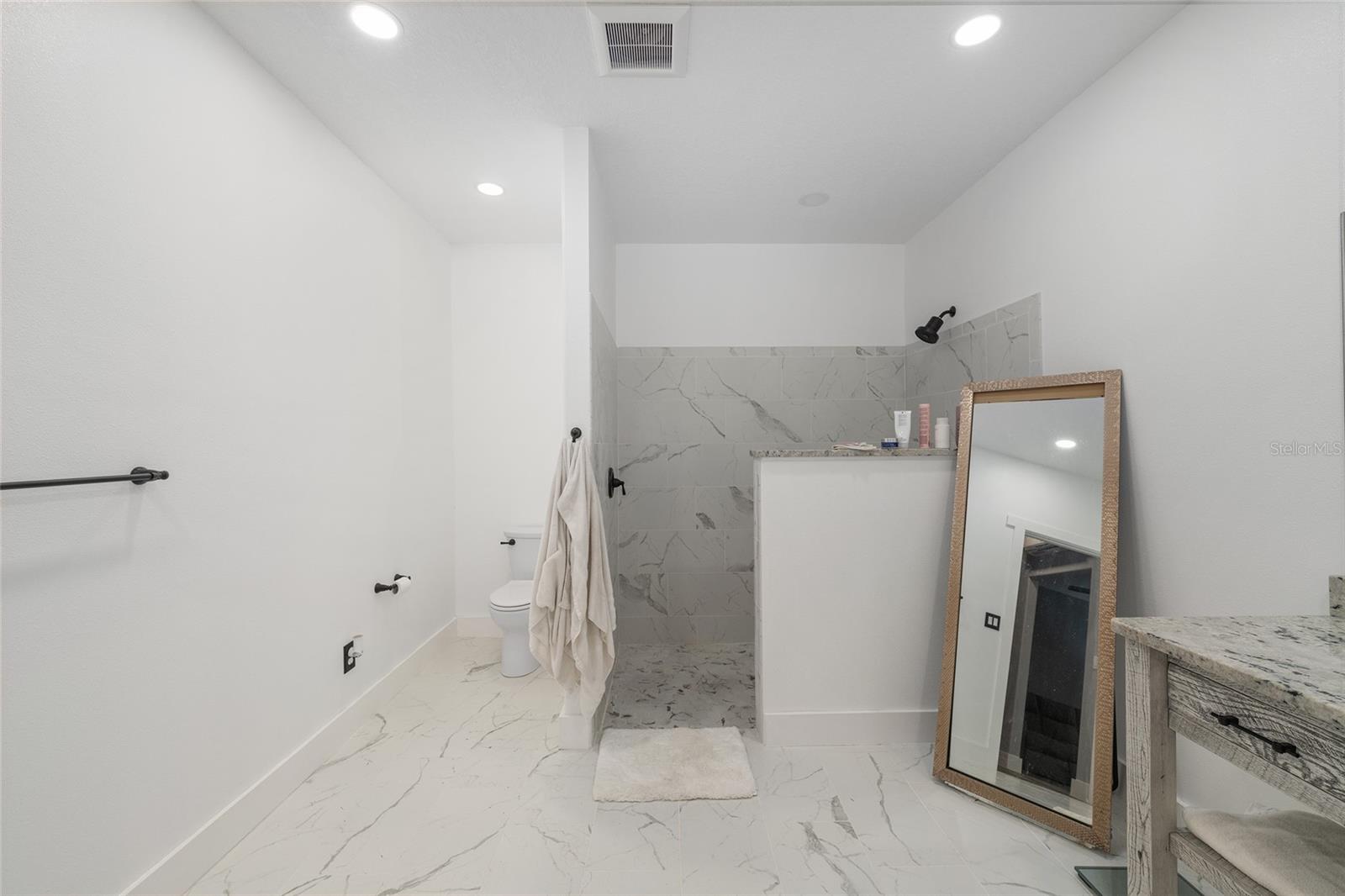 Image 43 of 53 For 13869 Hwy 475