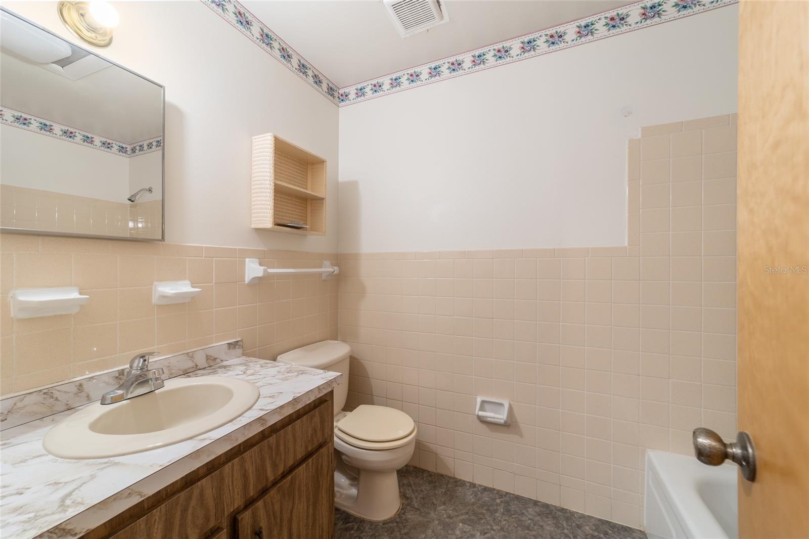 Image 21 of 39 For 10496 Sunset Harbor Road